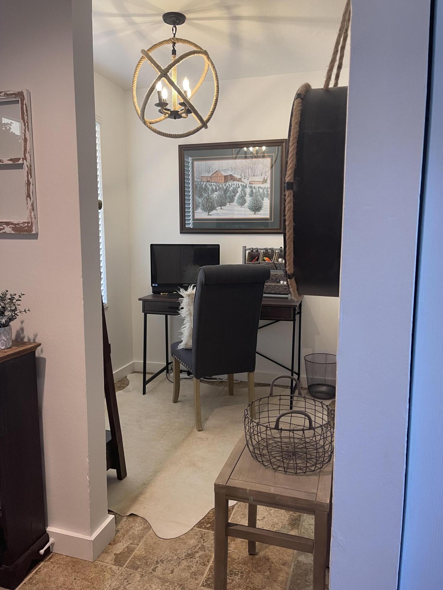 Bonus Room/Office