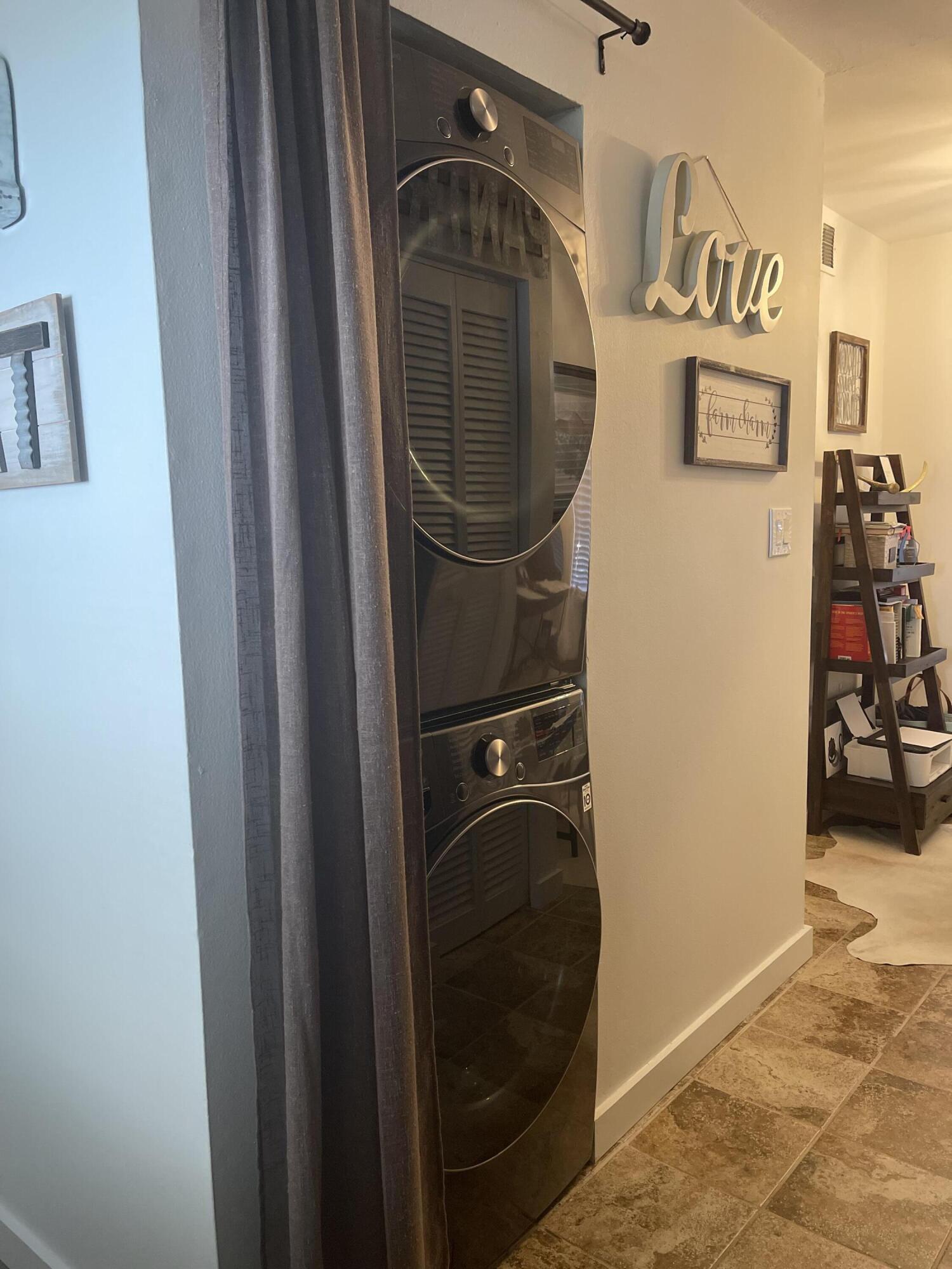 Washer & Dryer