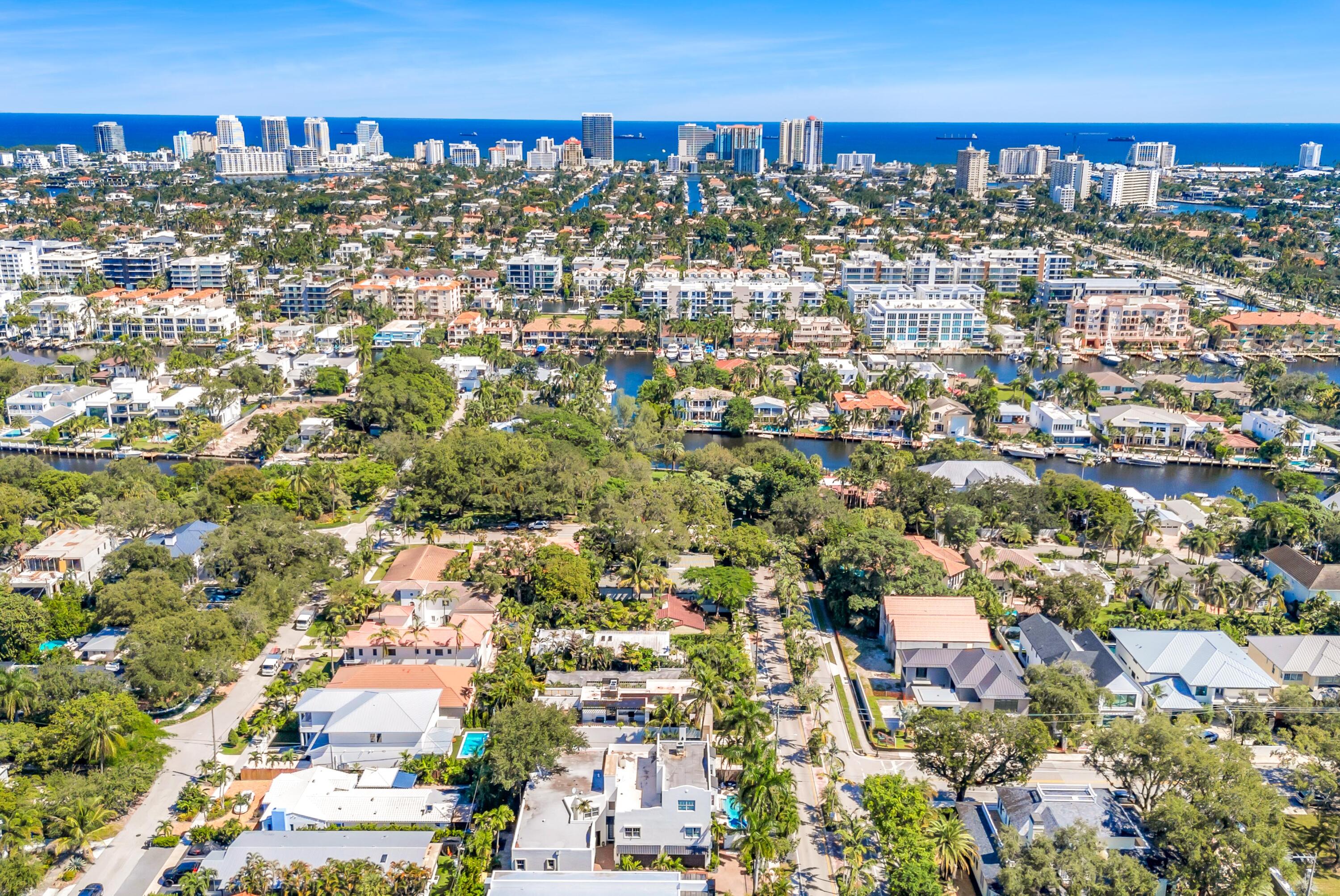 1627 E BROWARD BLVD-53