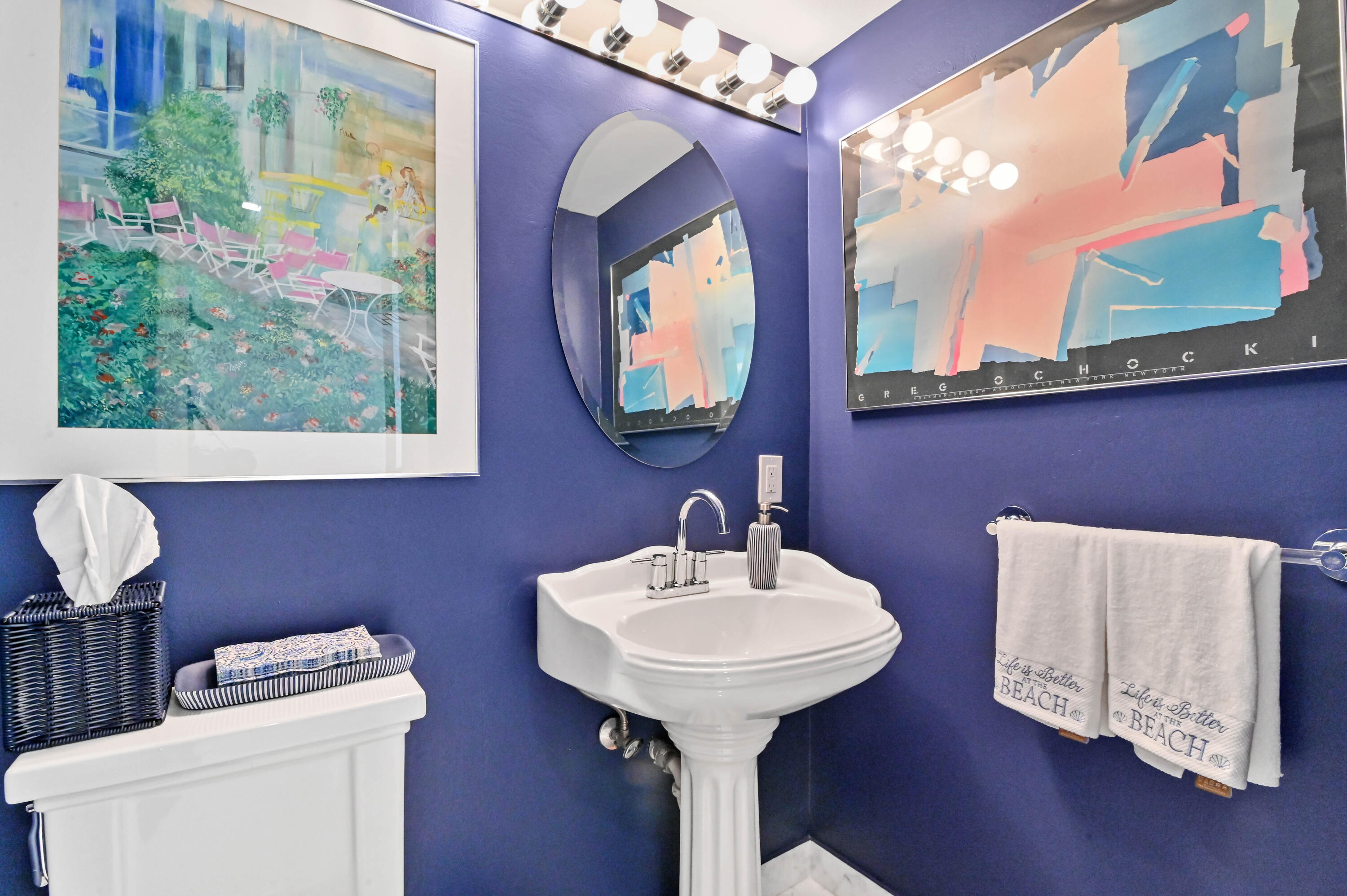 POWDER ROOM