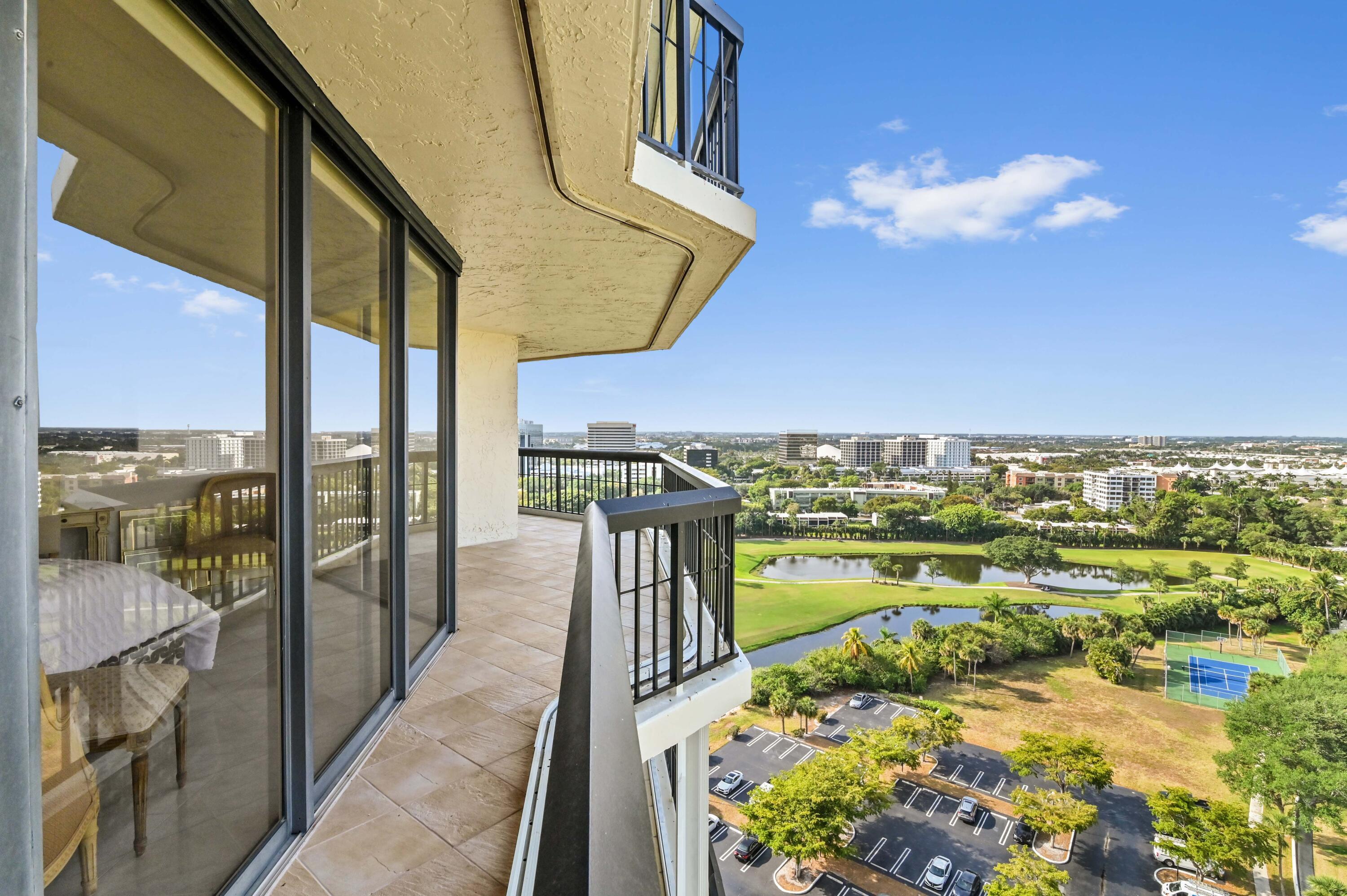 WRAP TERRACE WITH VIEWS