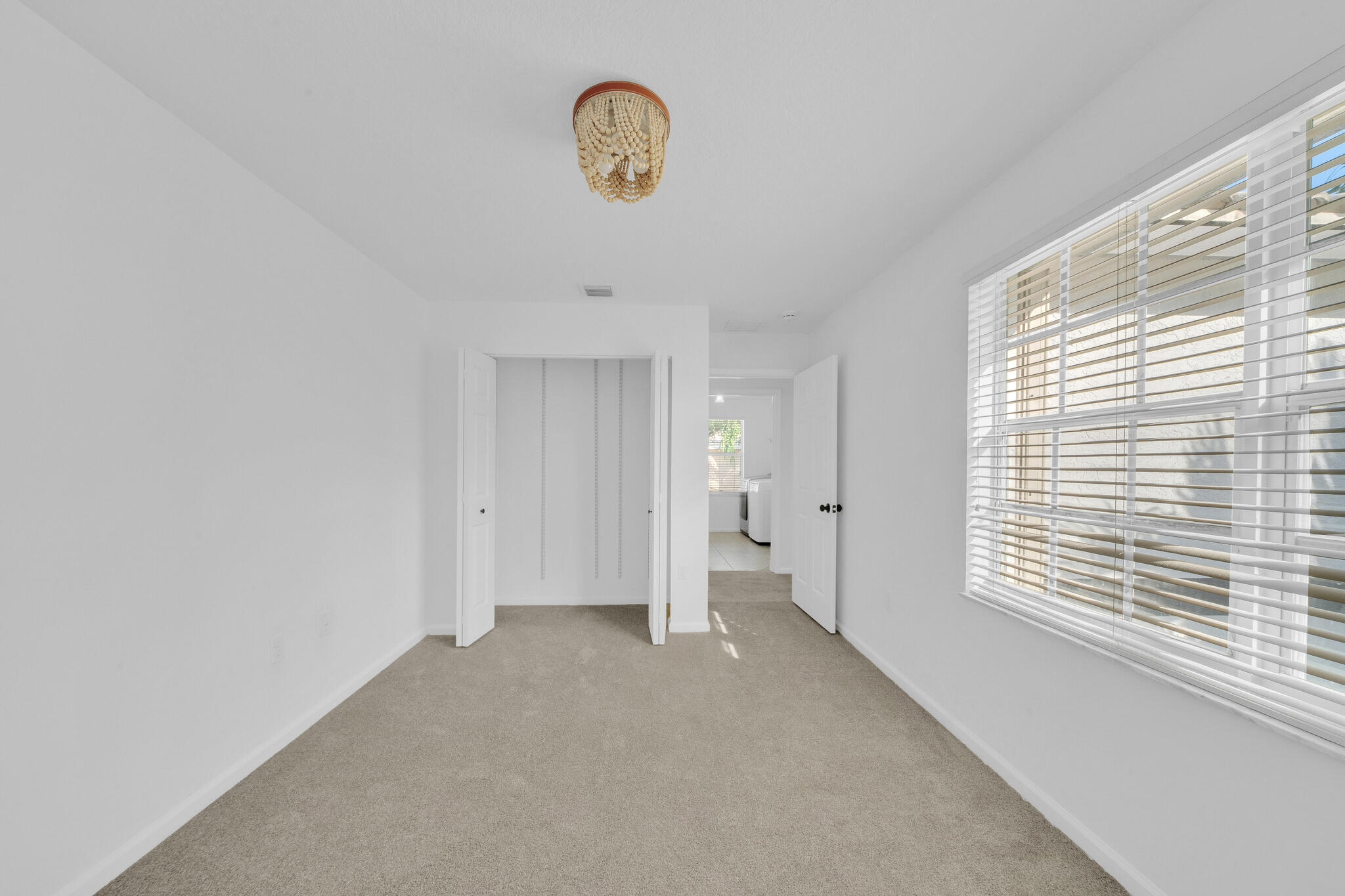 17 Guest Bedroom B (3)