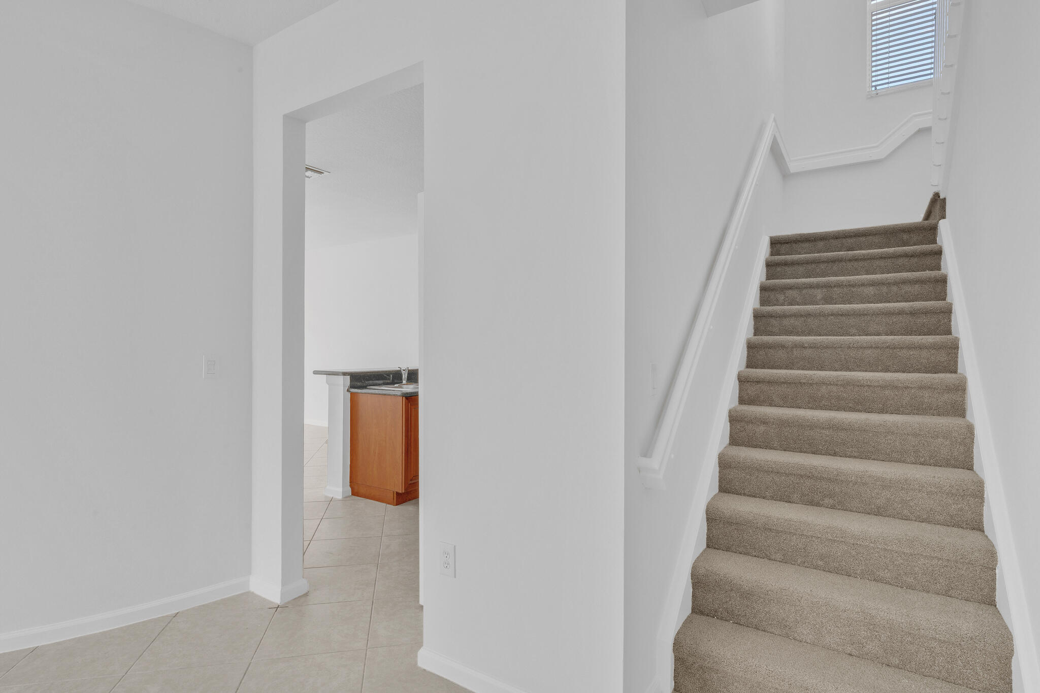 13 Stairwell (1)