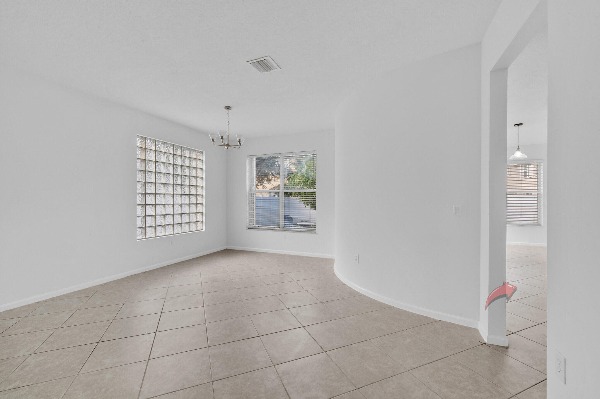 7 Living Area (3)