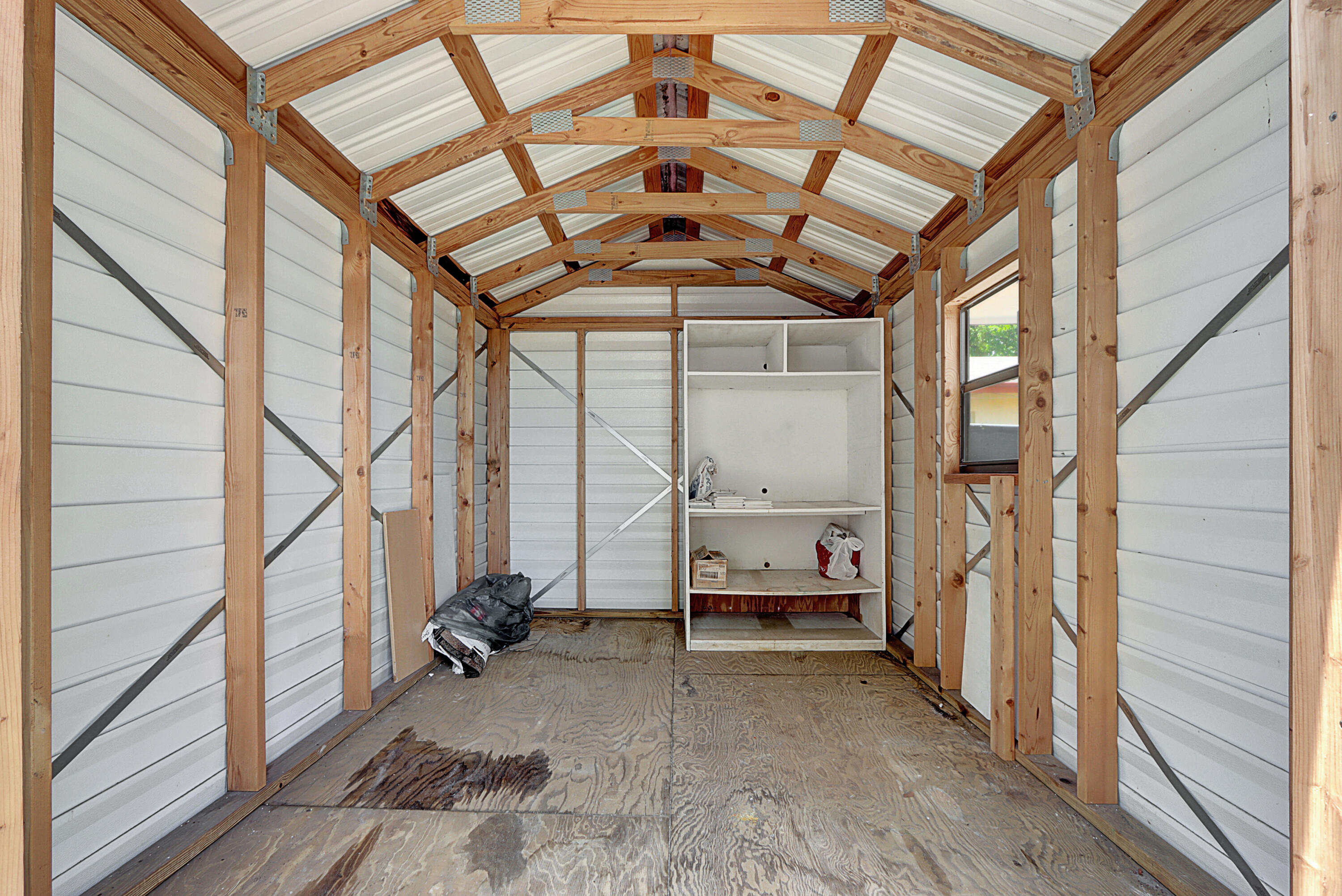Apt B has the shed and large side yard