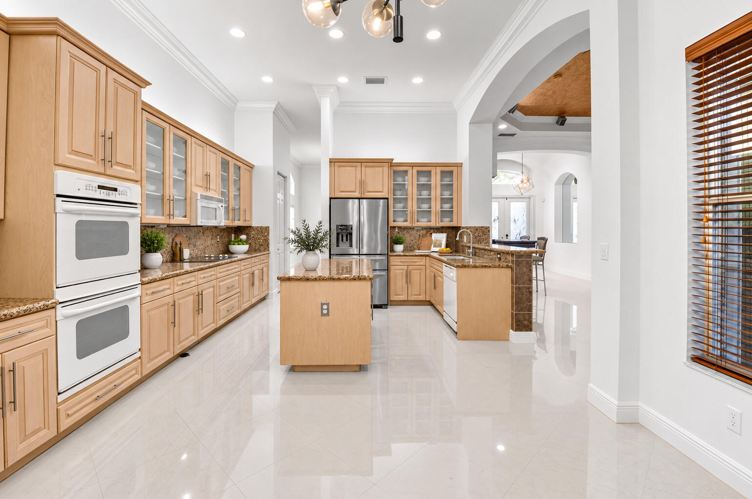 6940 Kitchen