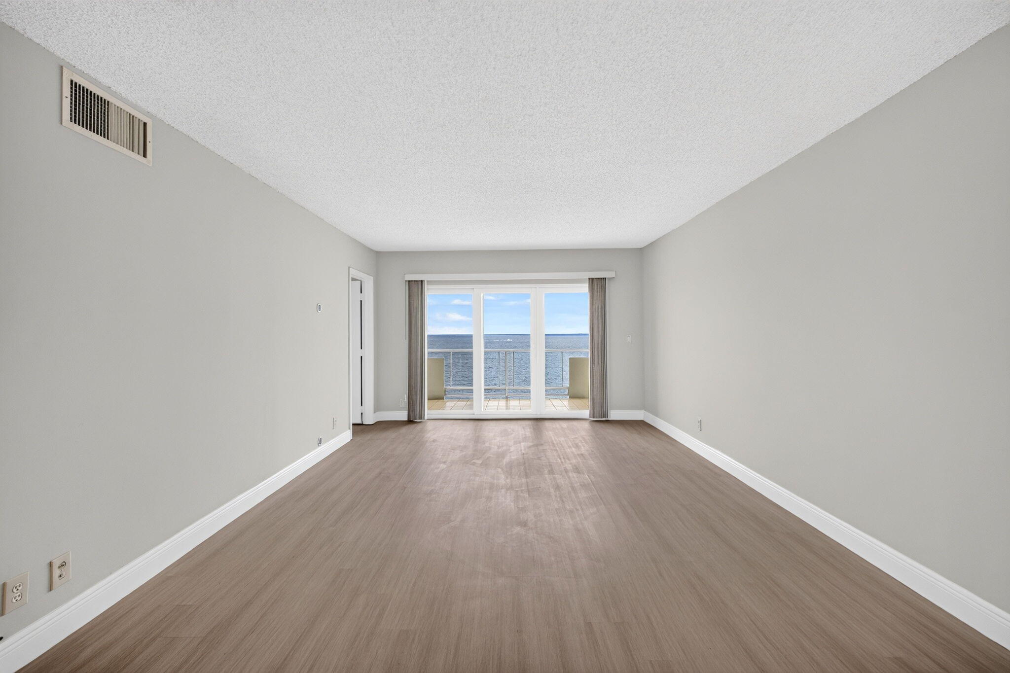 13-web-or-mls-037_699A4369