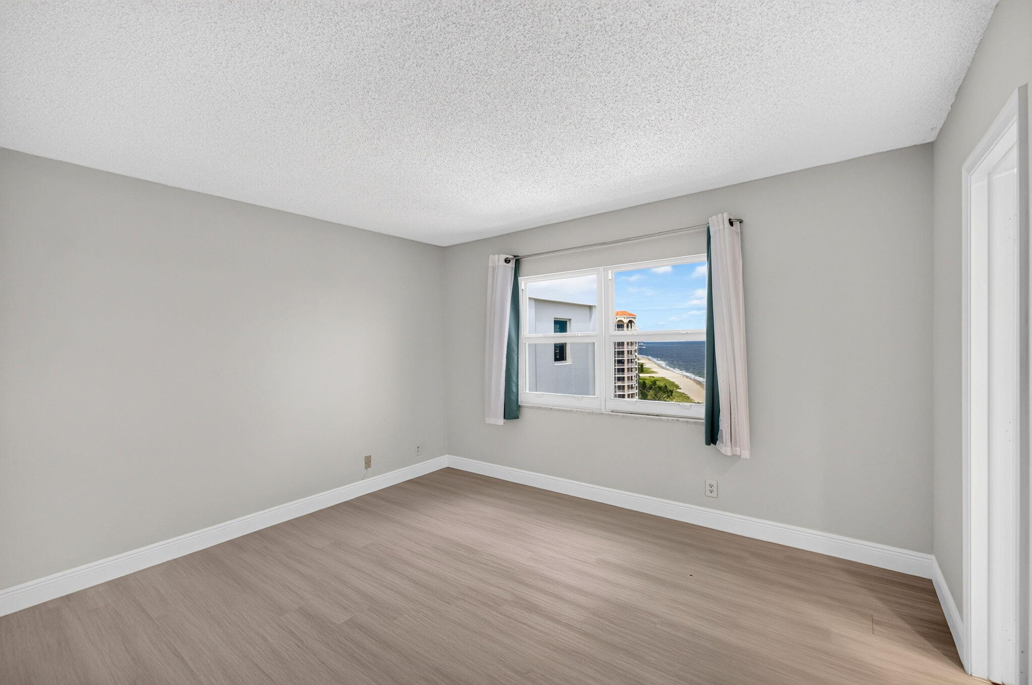 47-web-or-mls-071_699A4594