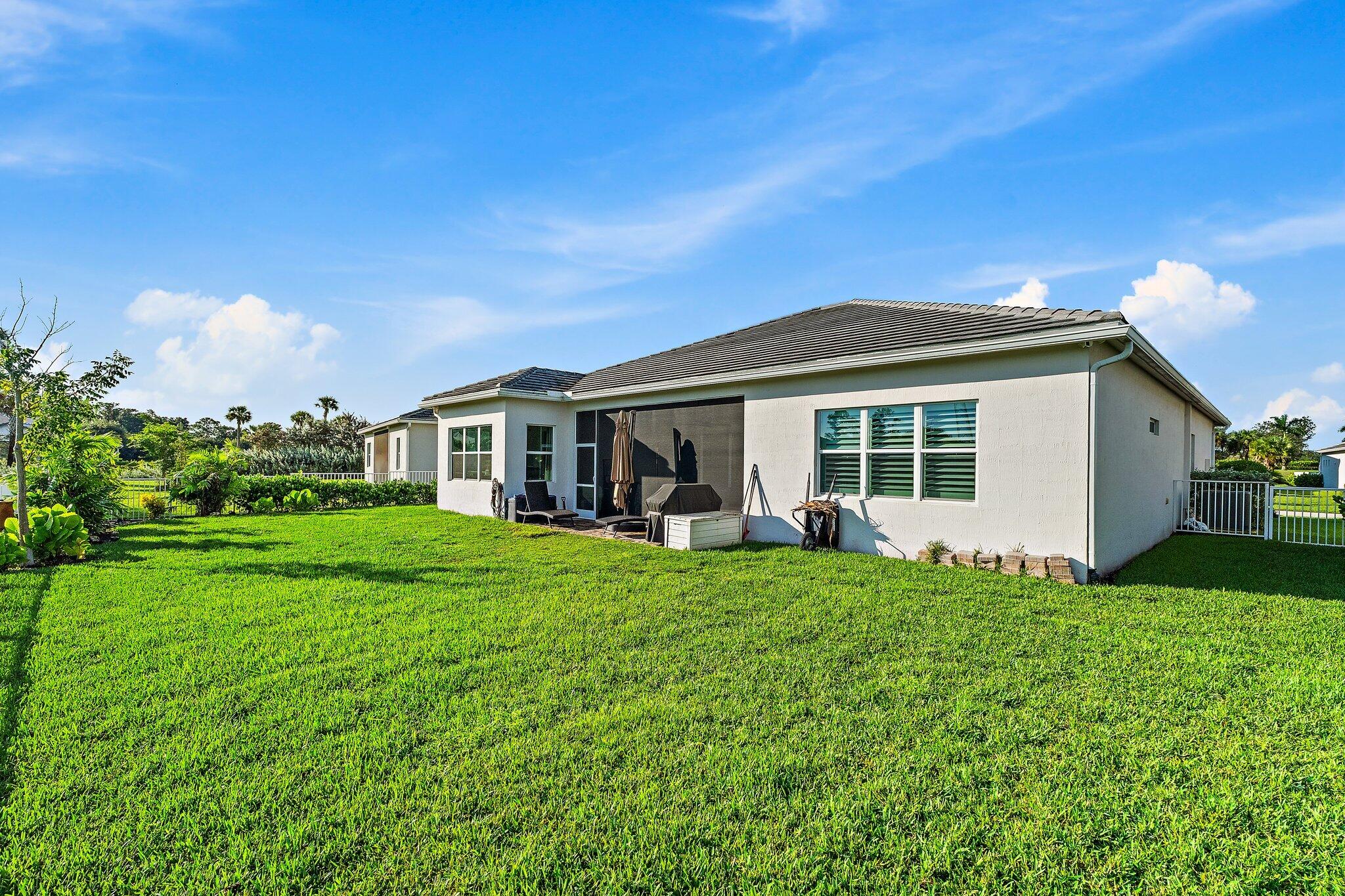 073-9891SWLegacyDr-Stuart-SMALL