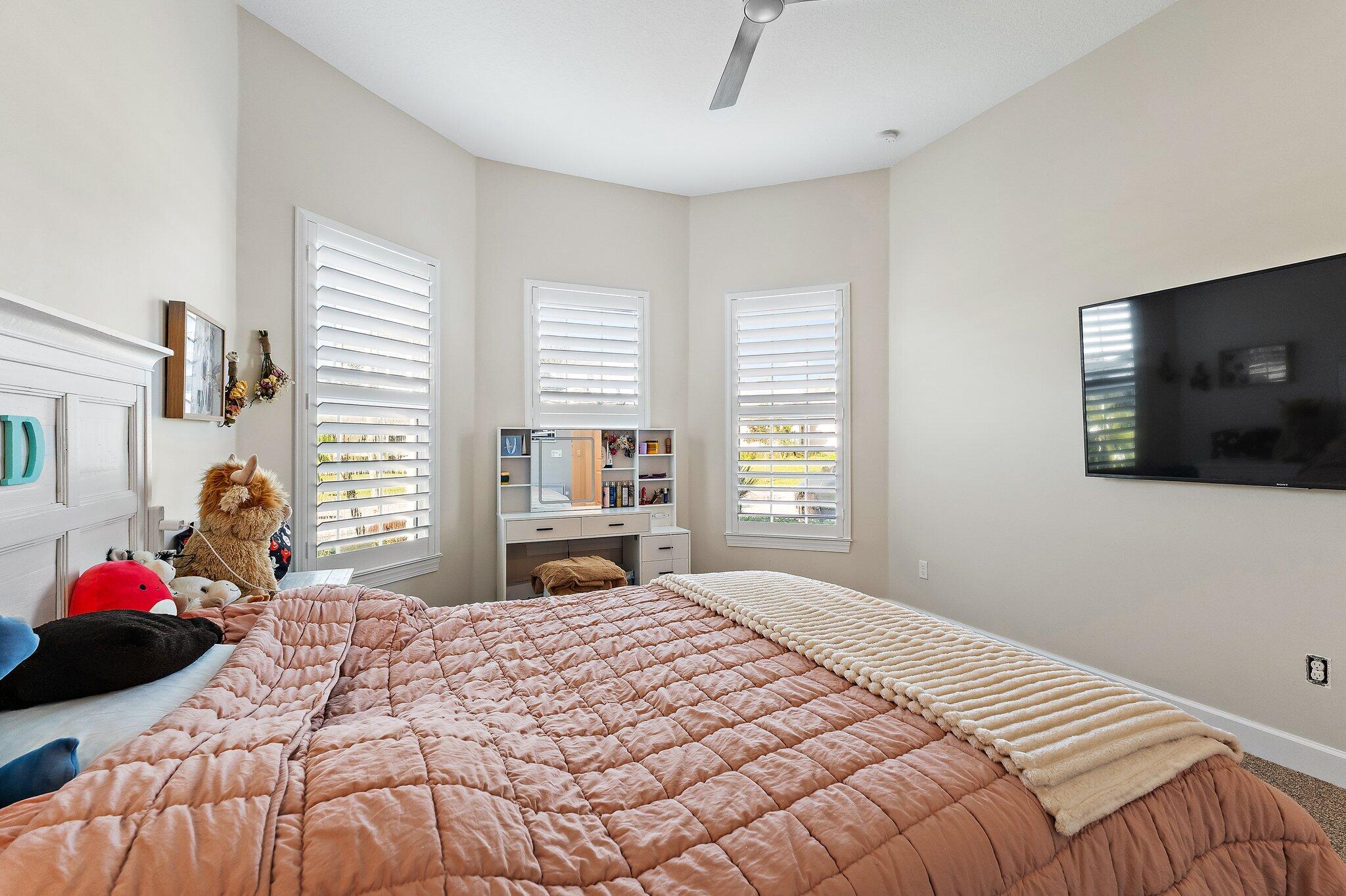 032-9891SWLegacyDr-Stuart-SMALL