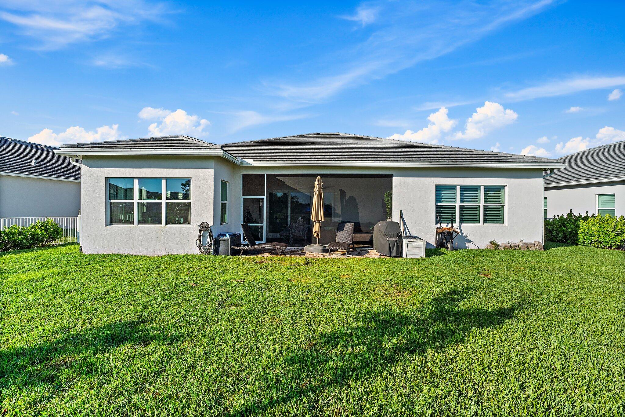 072-9891SWLegacyDr-Stuart-SMALL