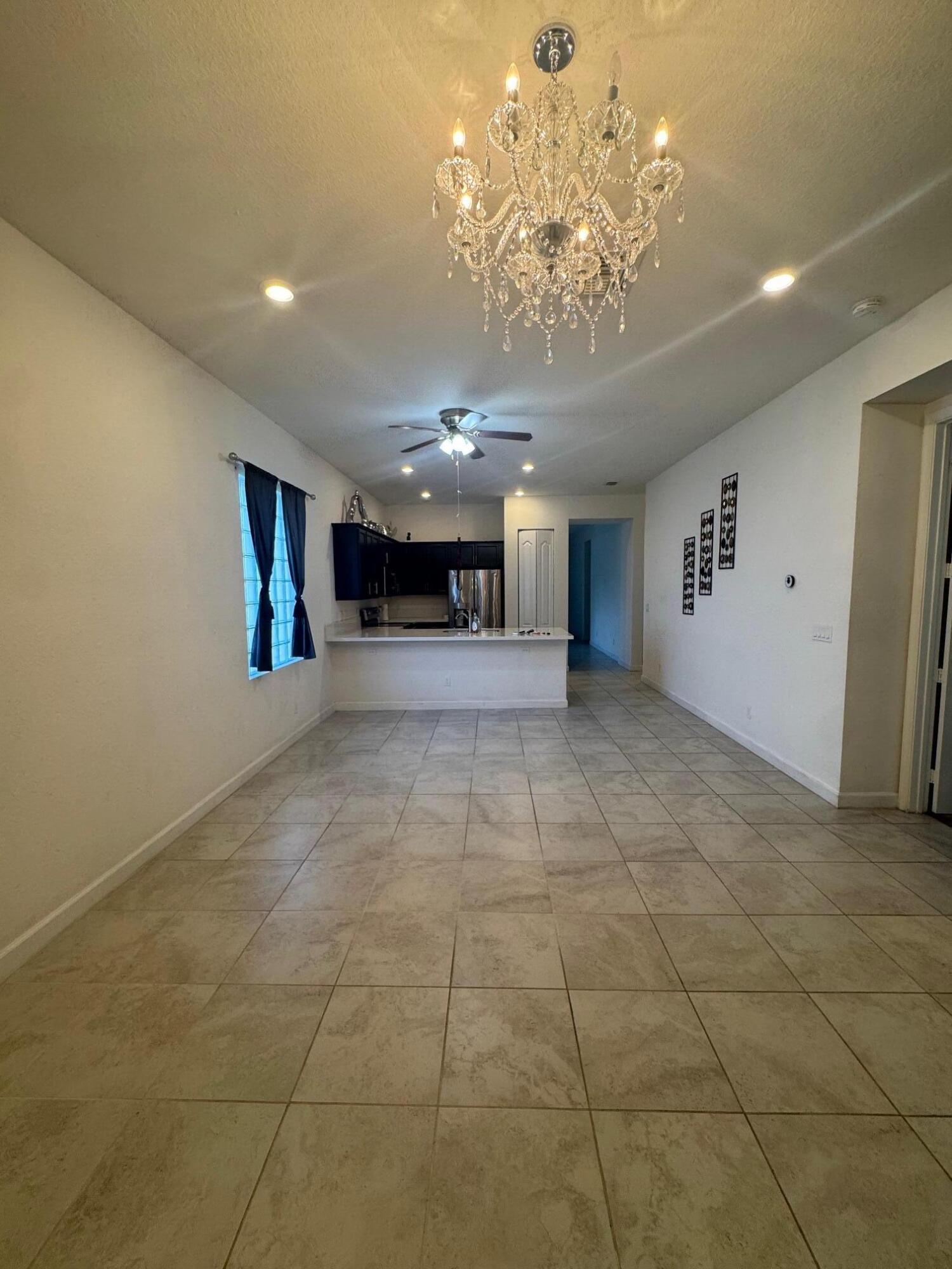 beuna living room 2