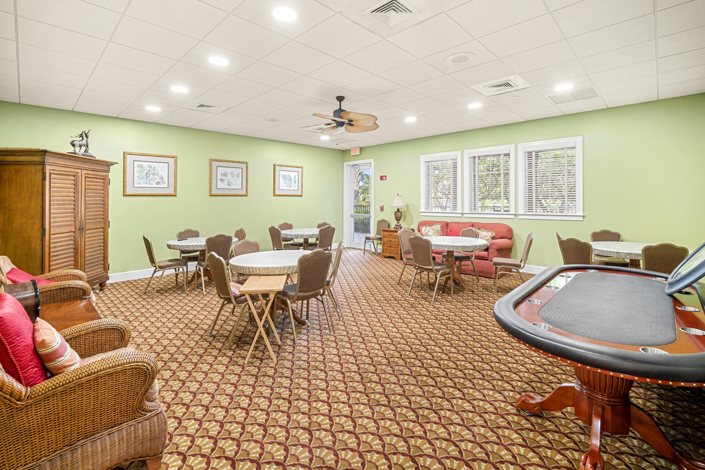 Island Club Card Room 2023