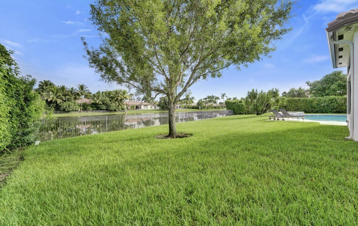 Acre lot with lake view
