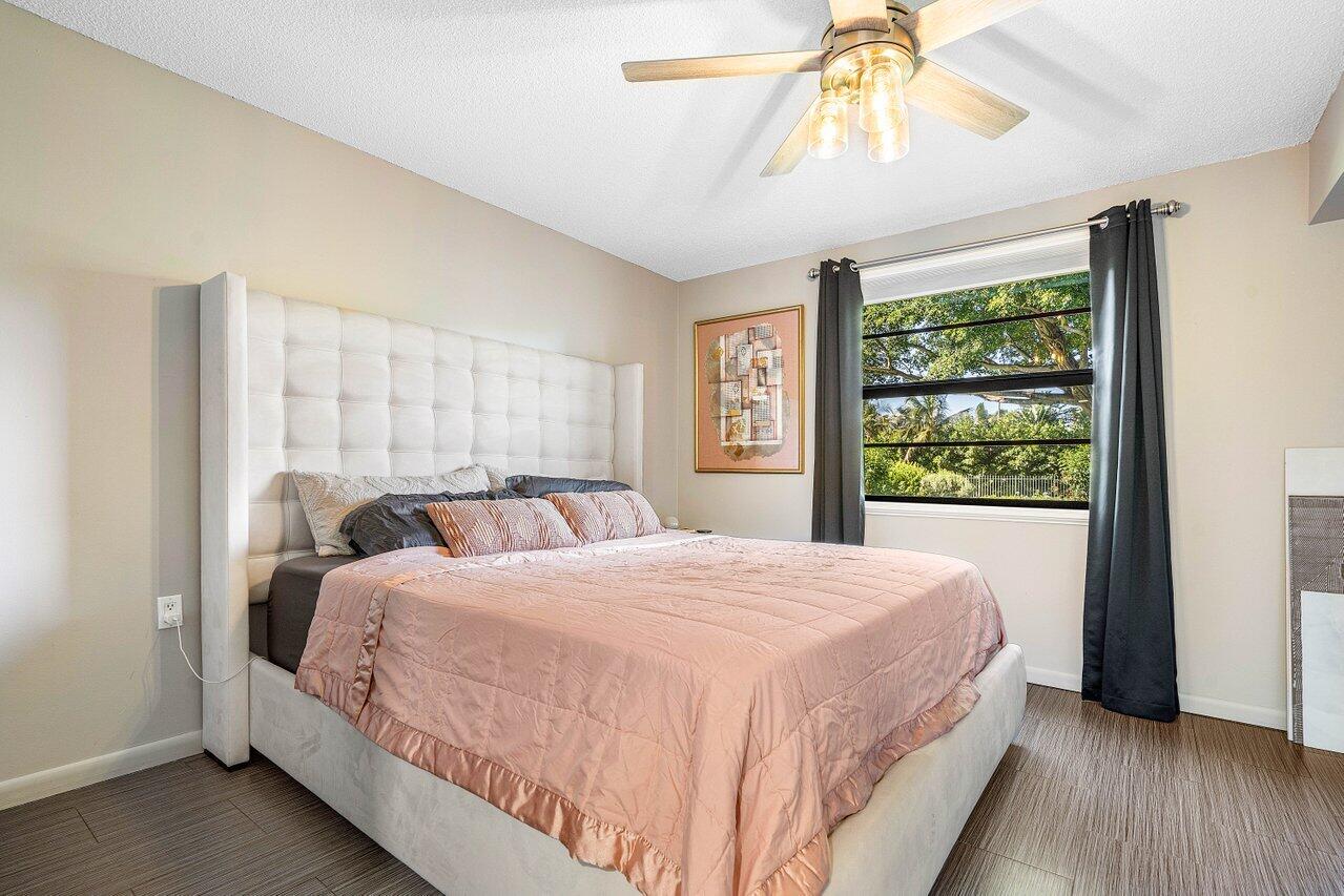 013-6121BalboaCircle-103-BocaRaton-FL-33