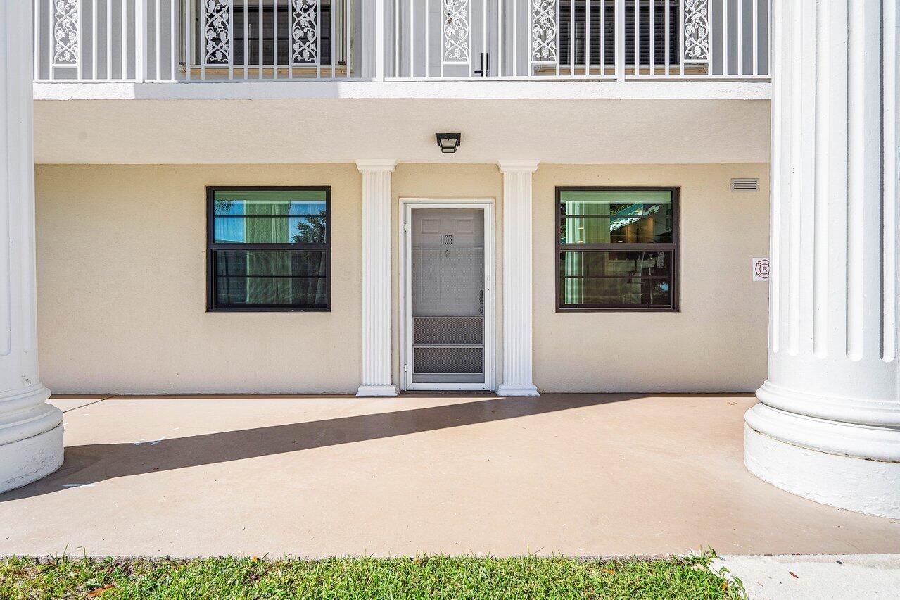 002-6121BalboaCircle-103-BocaRaton-FL-33