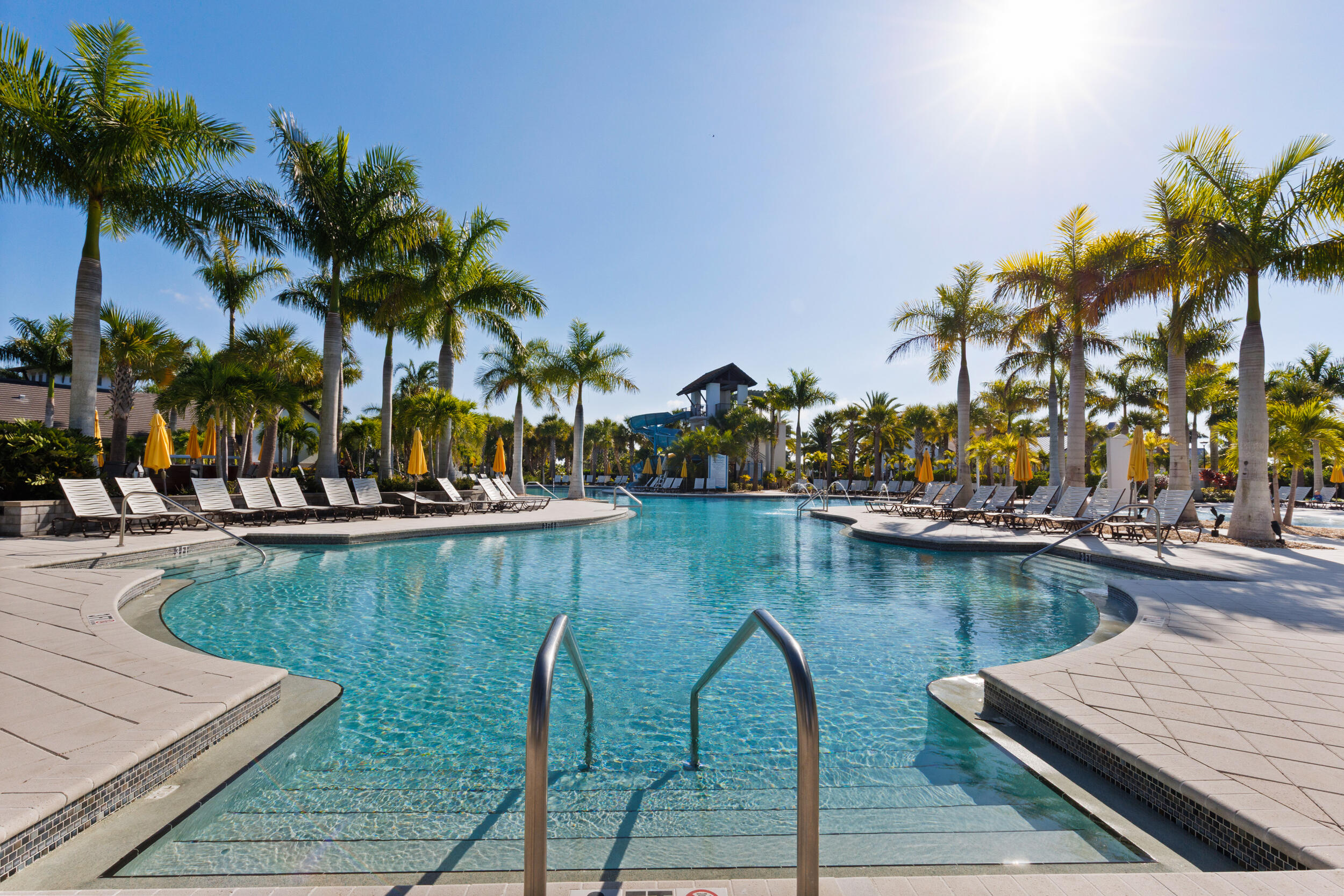Resort Style Pool Amenities
