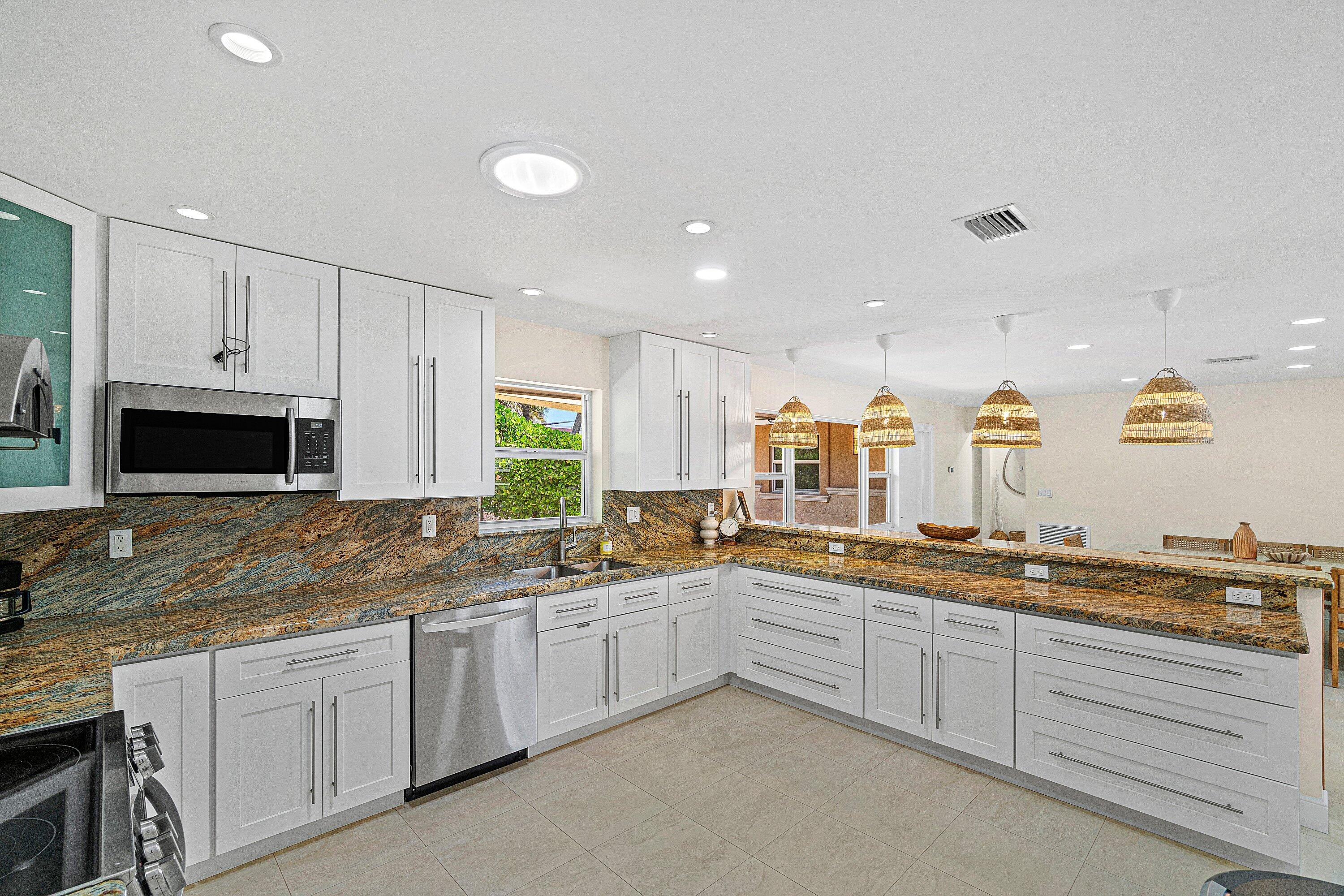 018-1616Southeast4thStreet-DeerfieldBeac