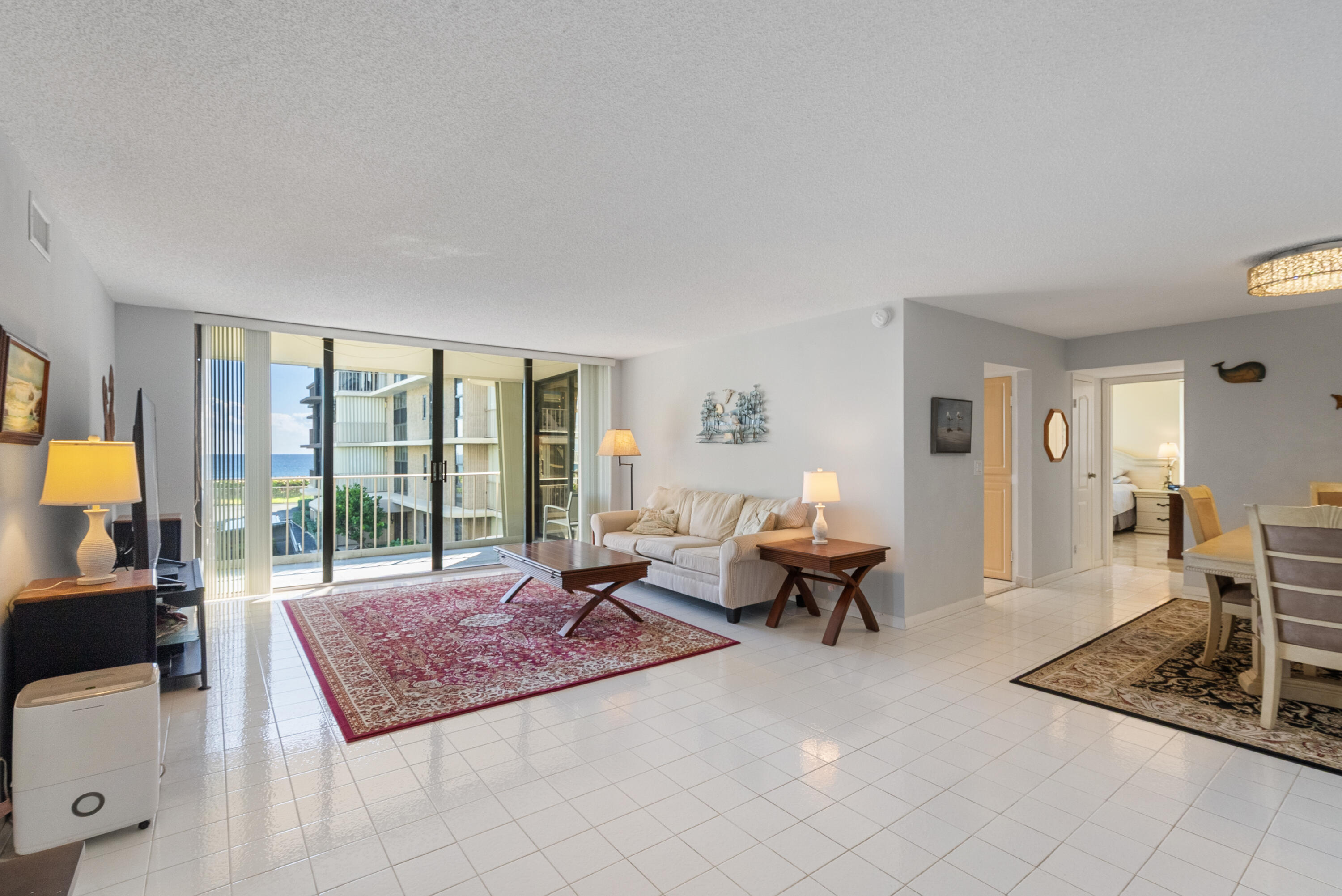 Living Room/Dining Room