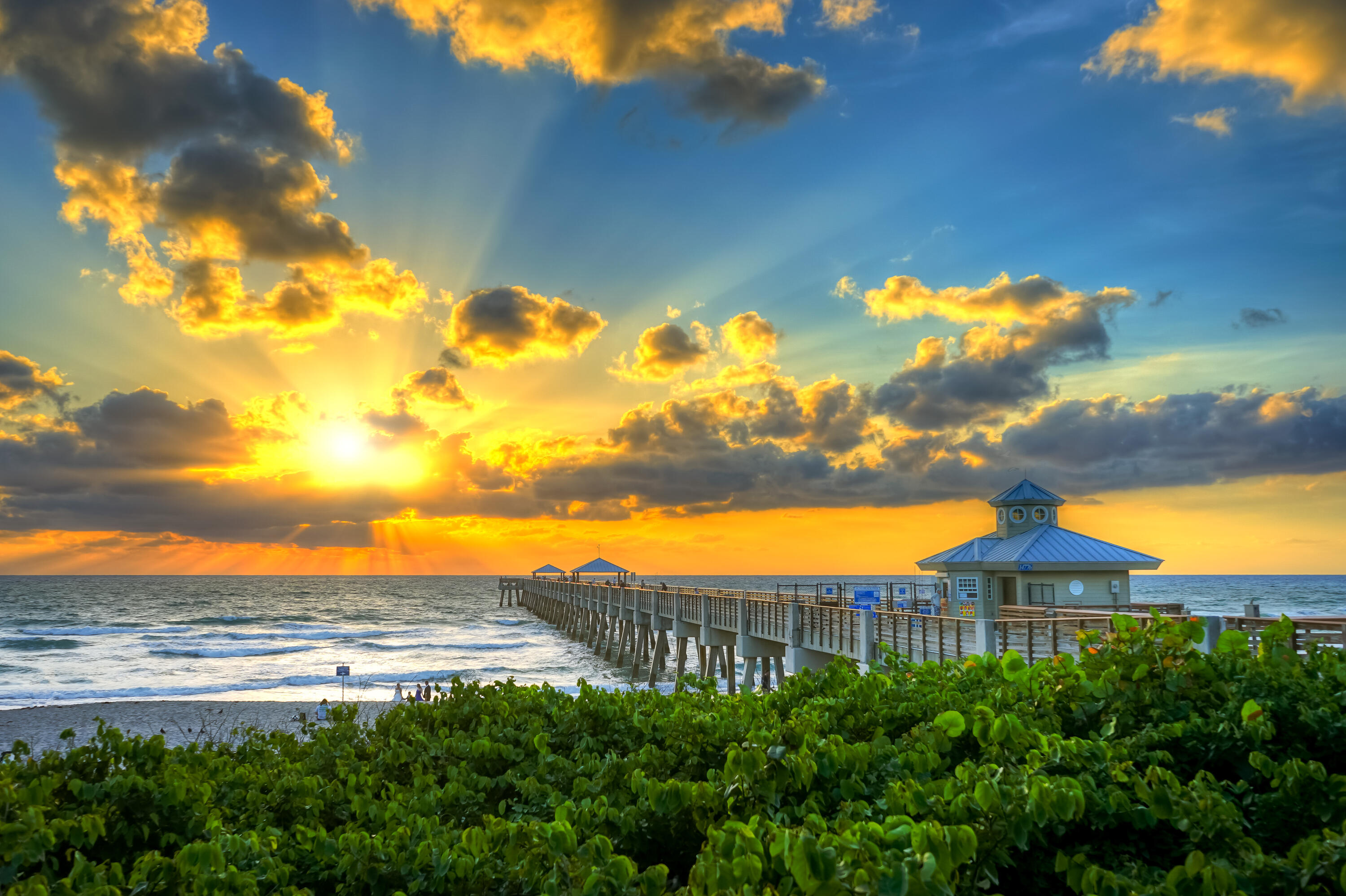 Juno Beach Pier