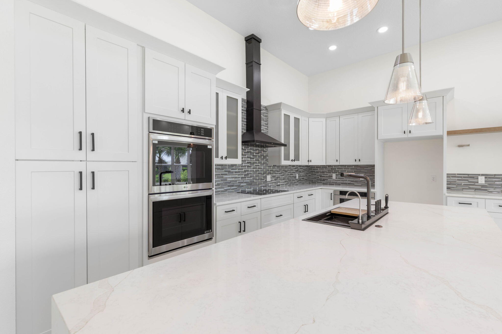 21-web-or-mls-116 Longview Way N-19