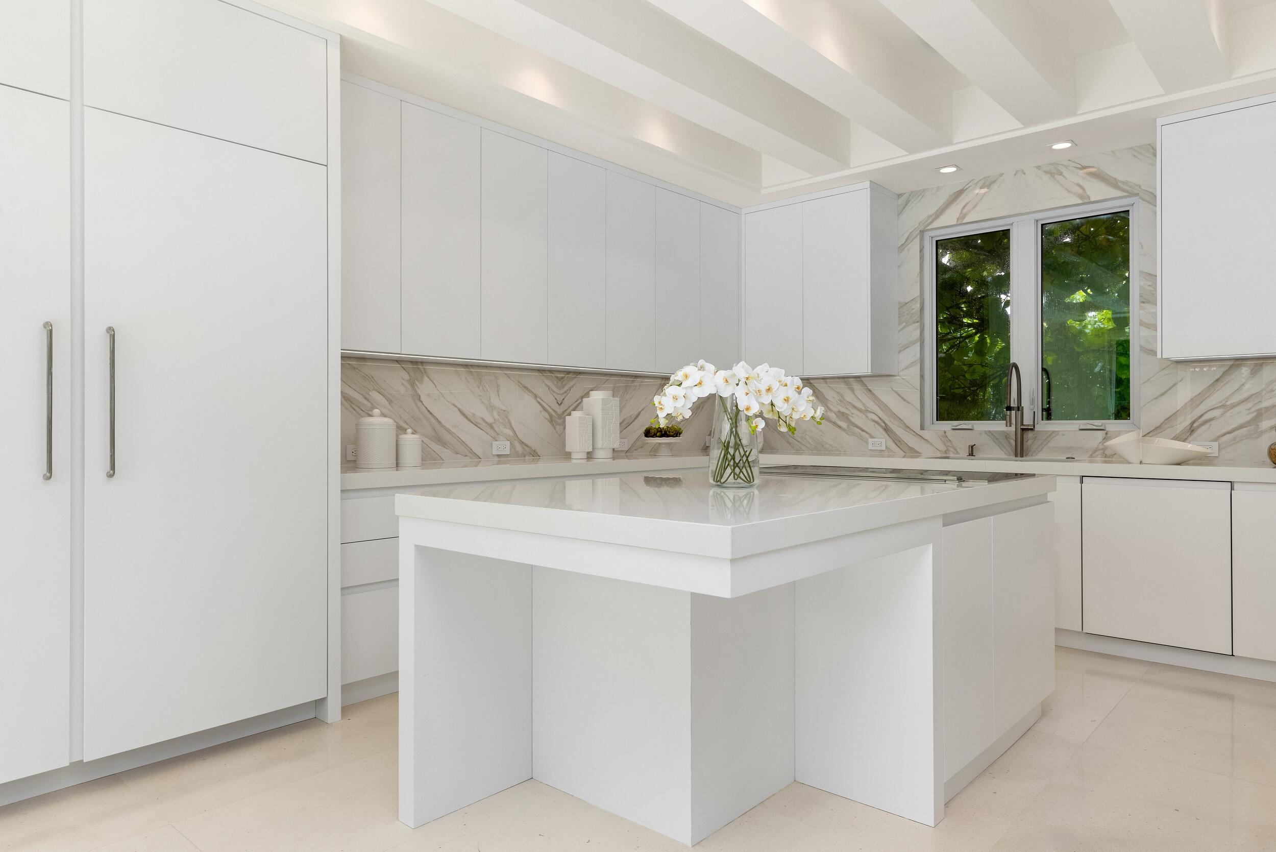 14 - Kitchen 2