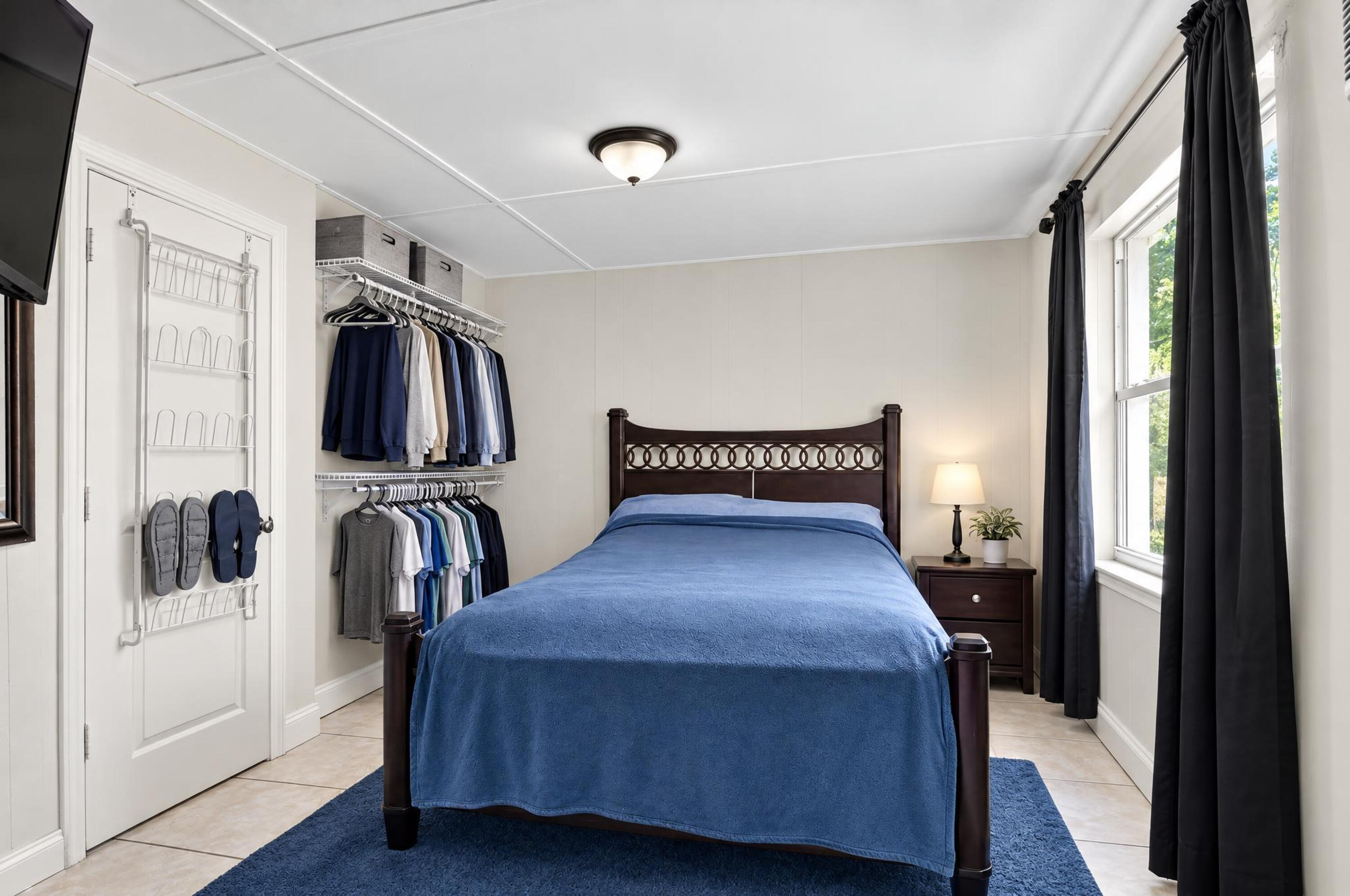 14-1336-Longwood-St-13