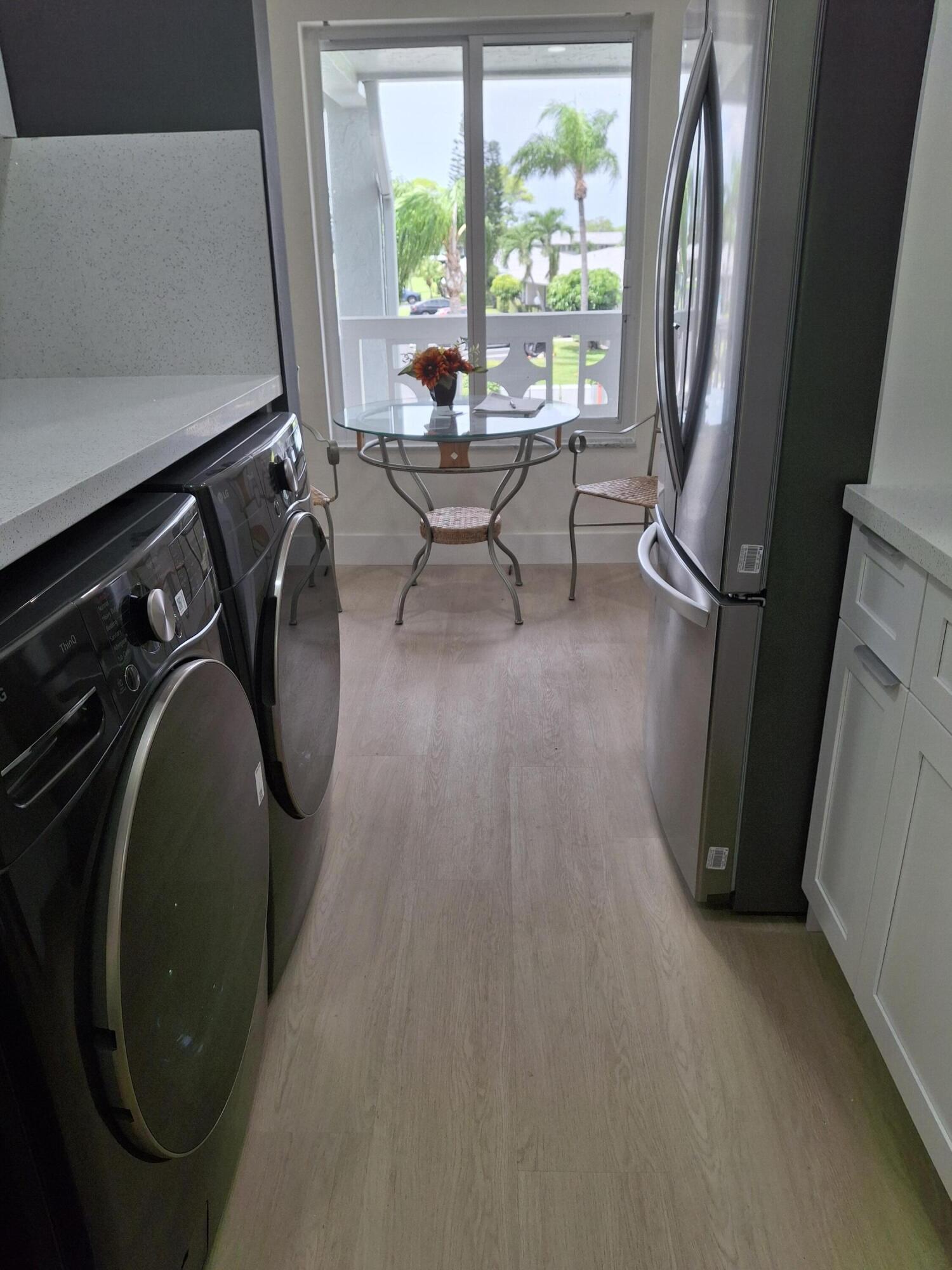 Laundry & countertop Laundry & countertop