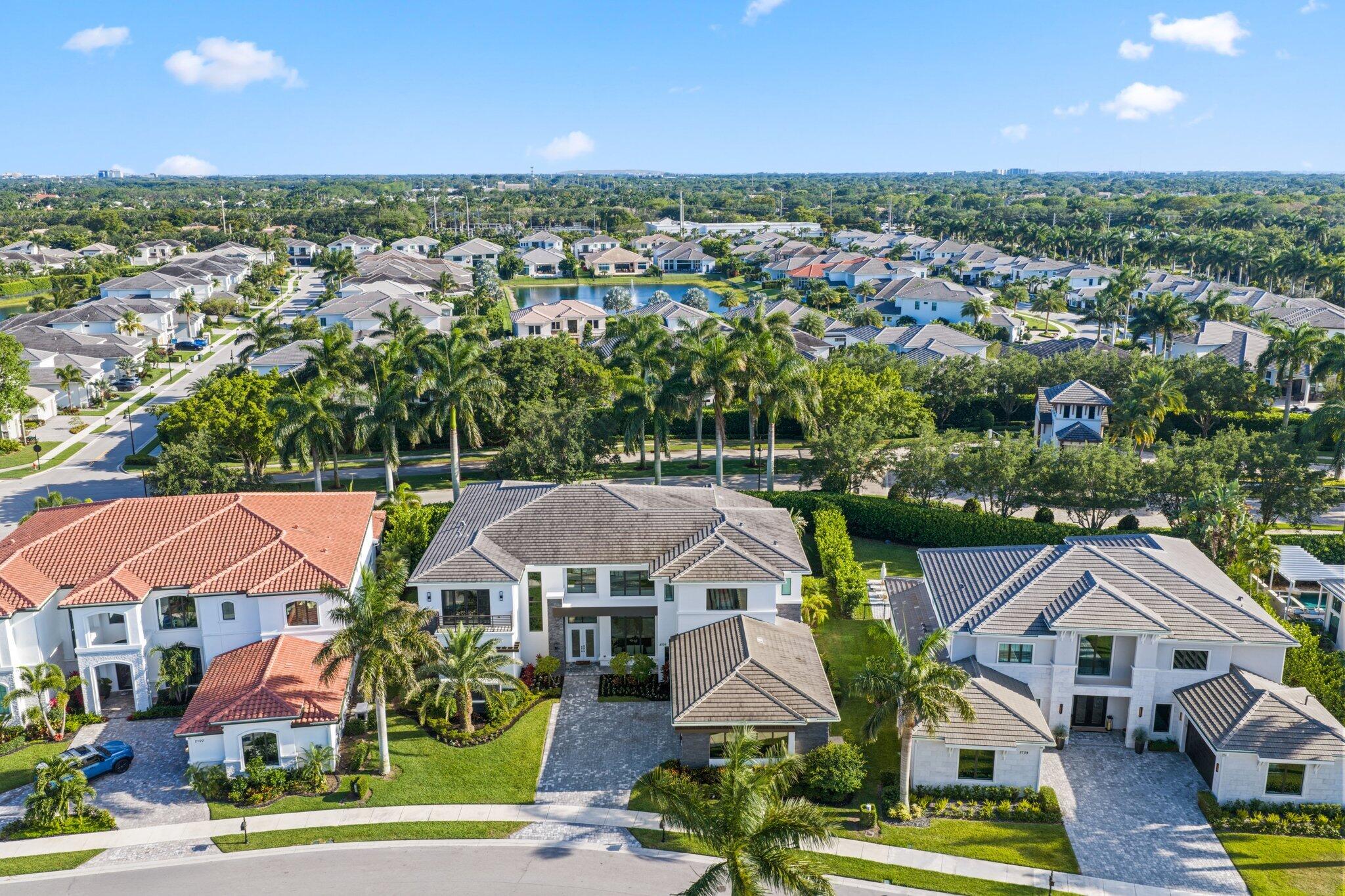 2702 Northwest 71st Boulevard - 96.jpg-S
