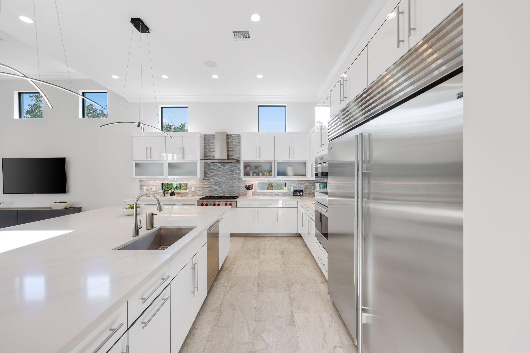 2702 Northwest 71st Boulevard - 24.jpg-S
