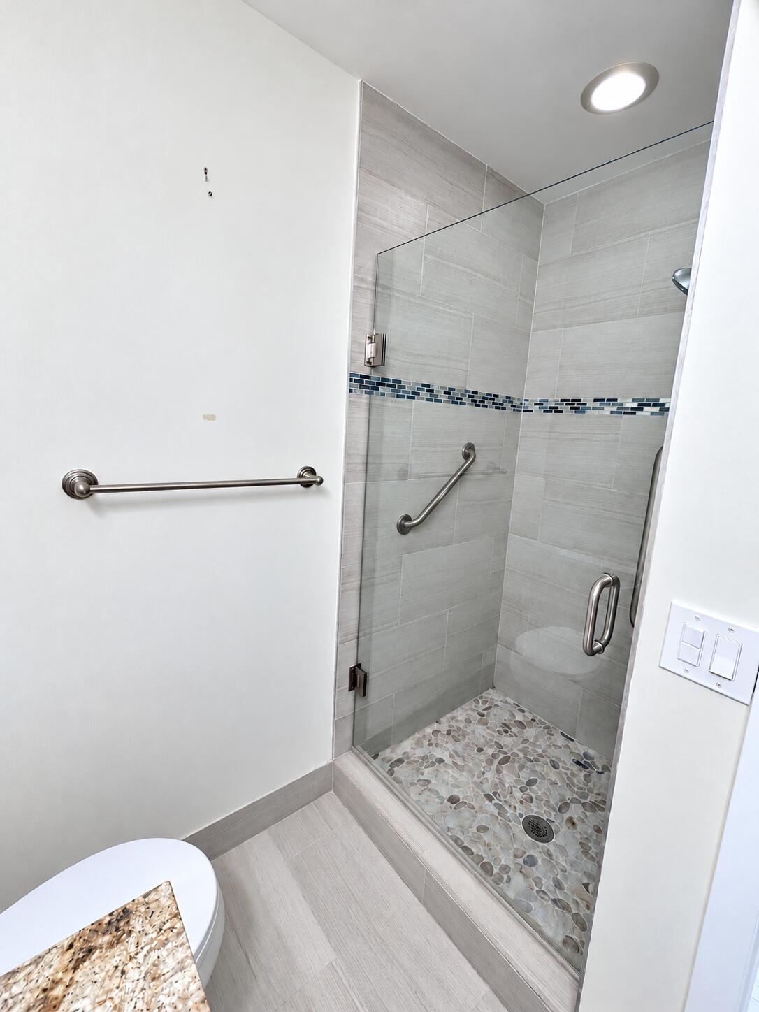 Master Shower 2