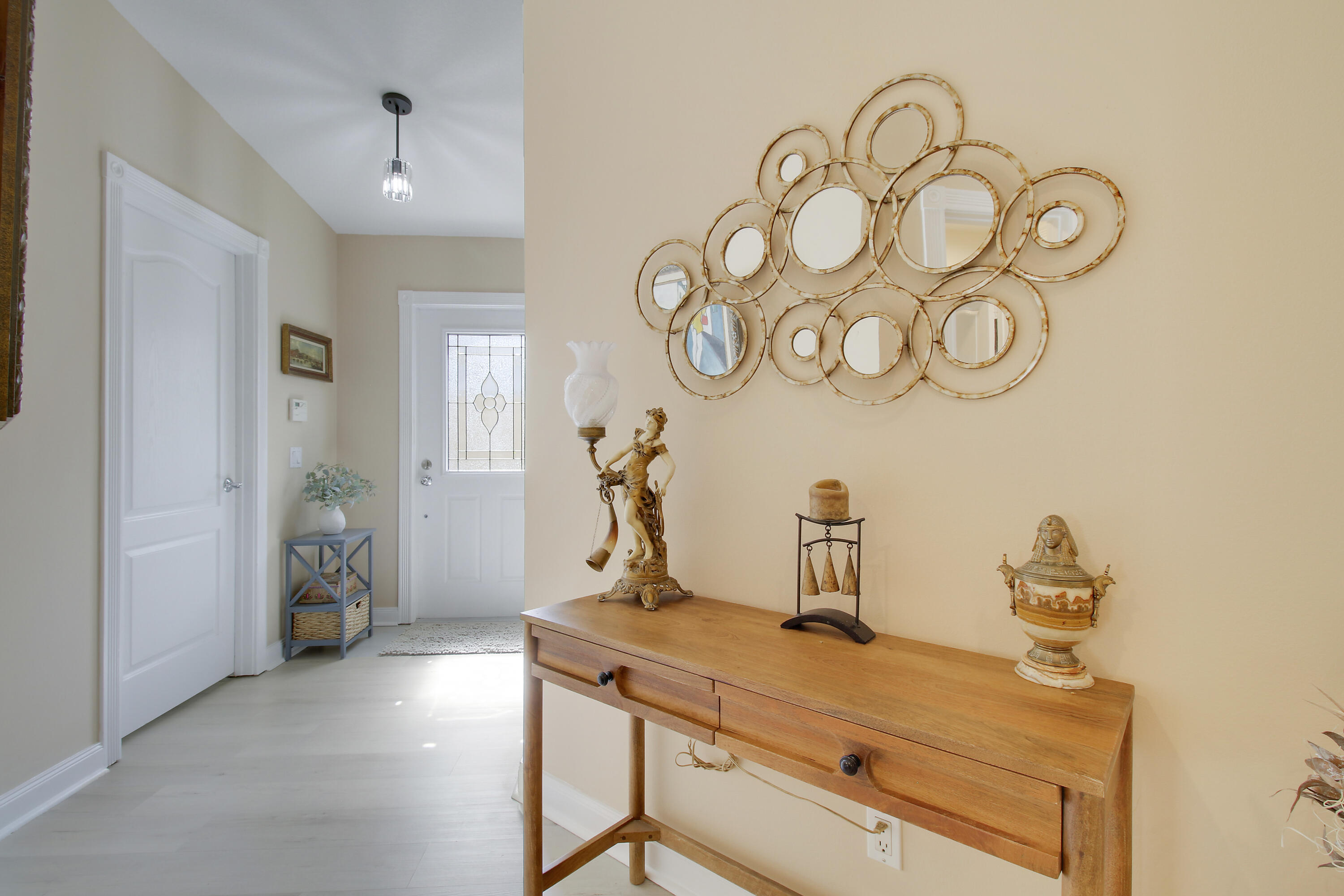 Front entrance/hallway