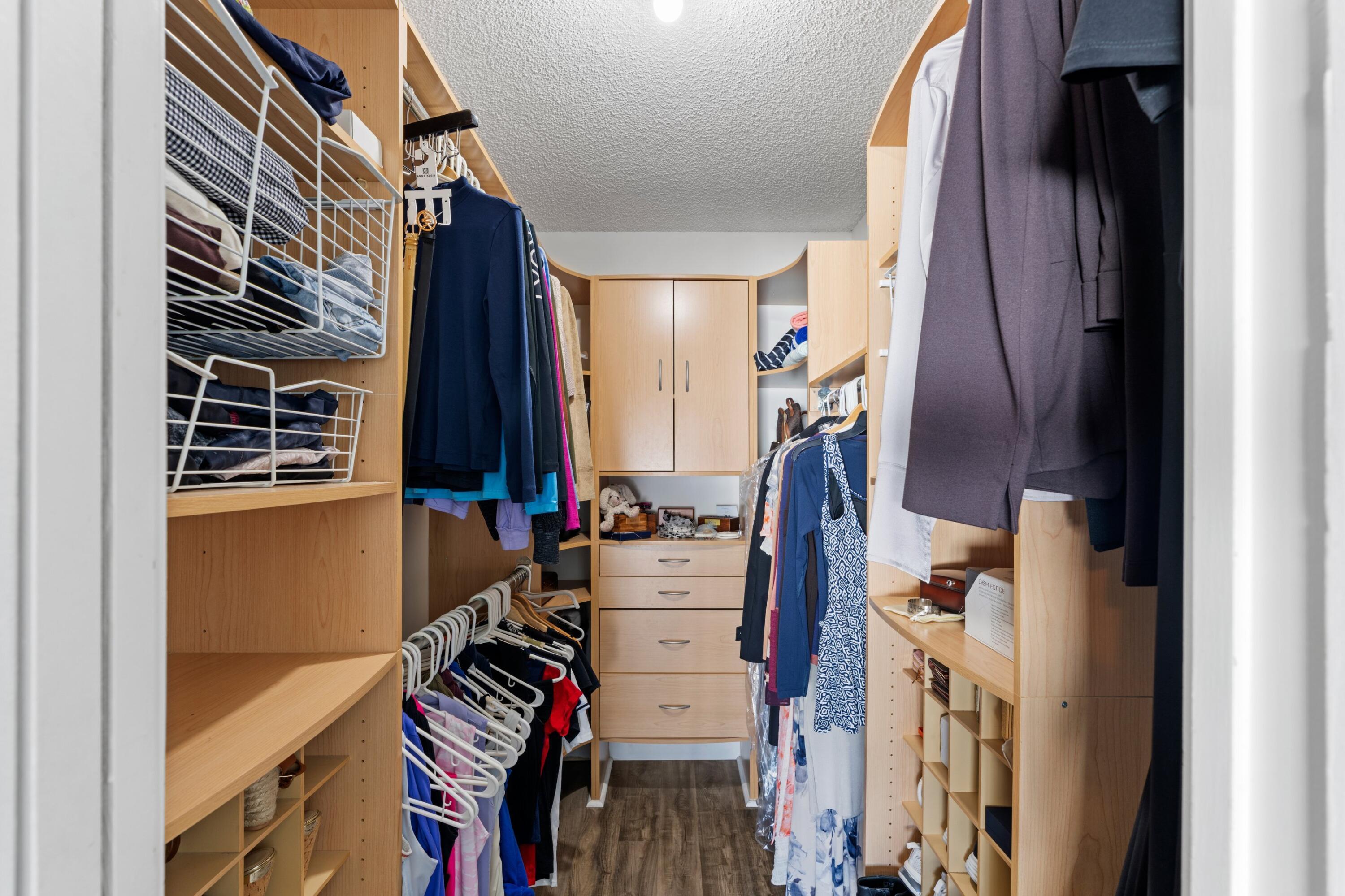 Walk In Closet
