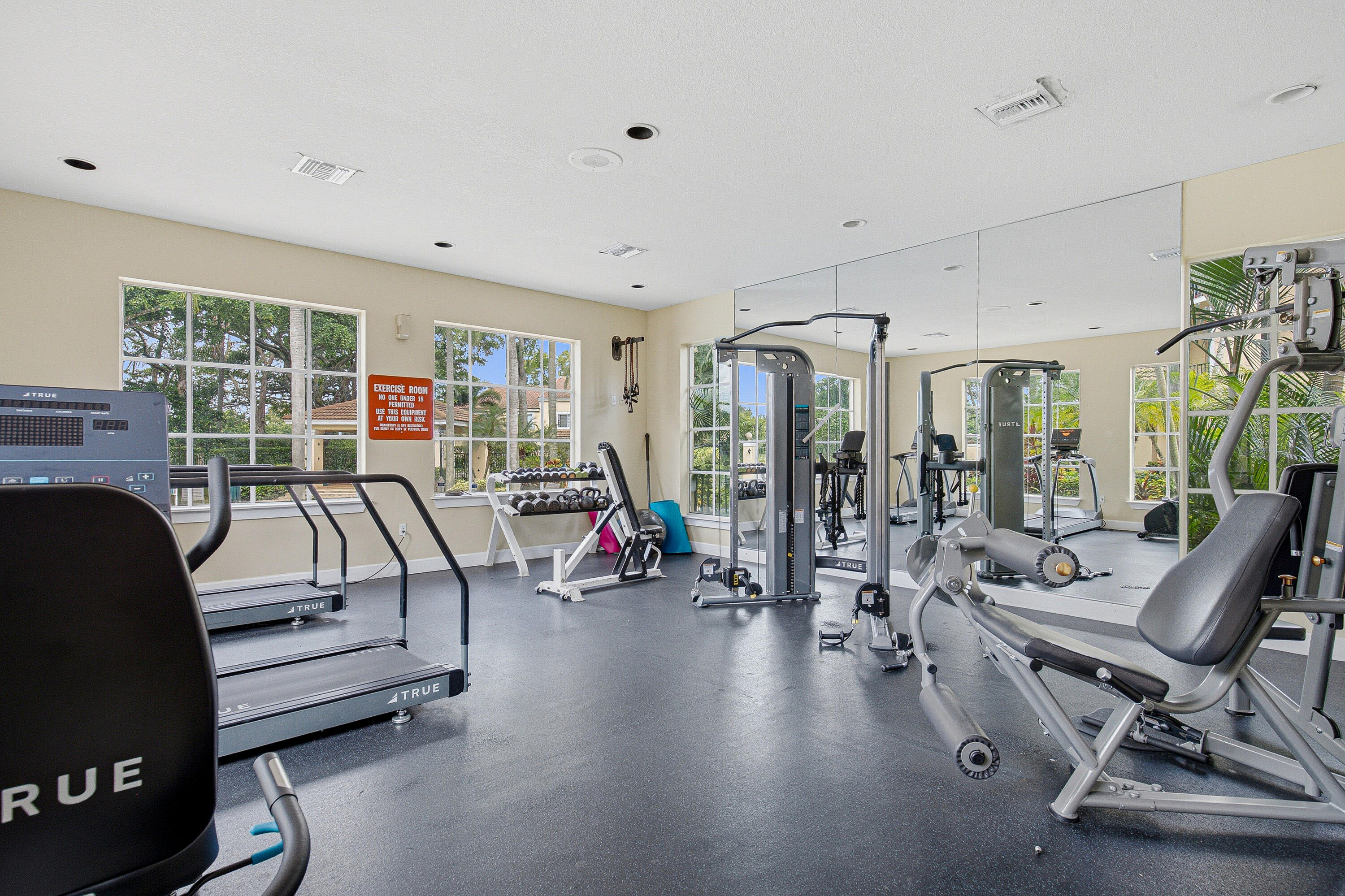 Clubhouse-Gym