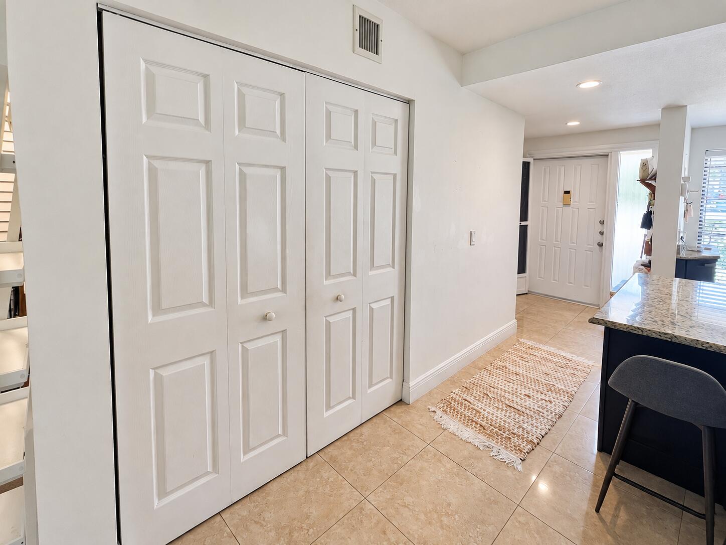Bright natural MLS listing photo-12