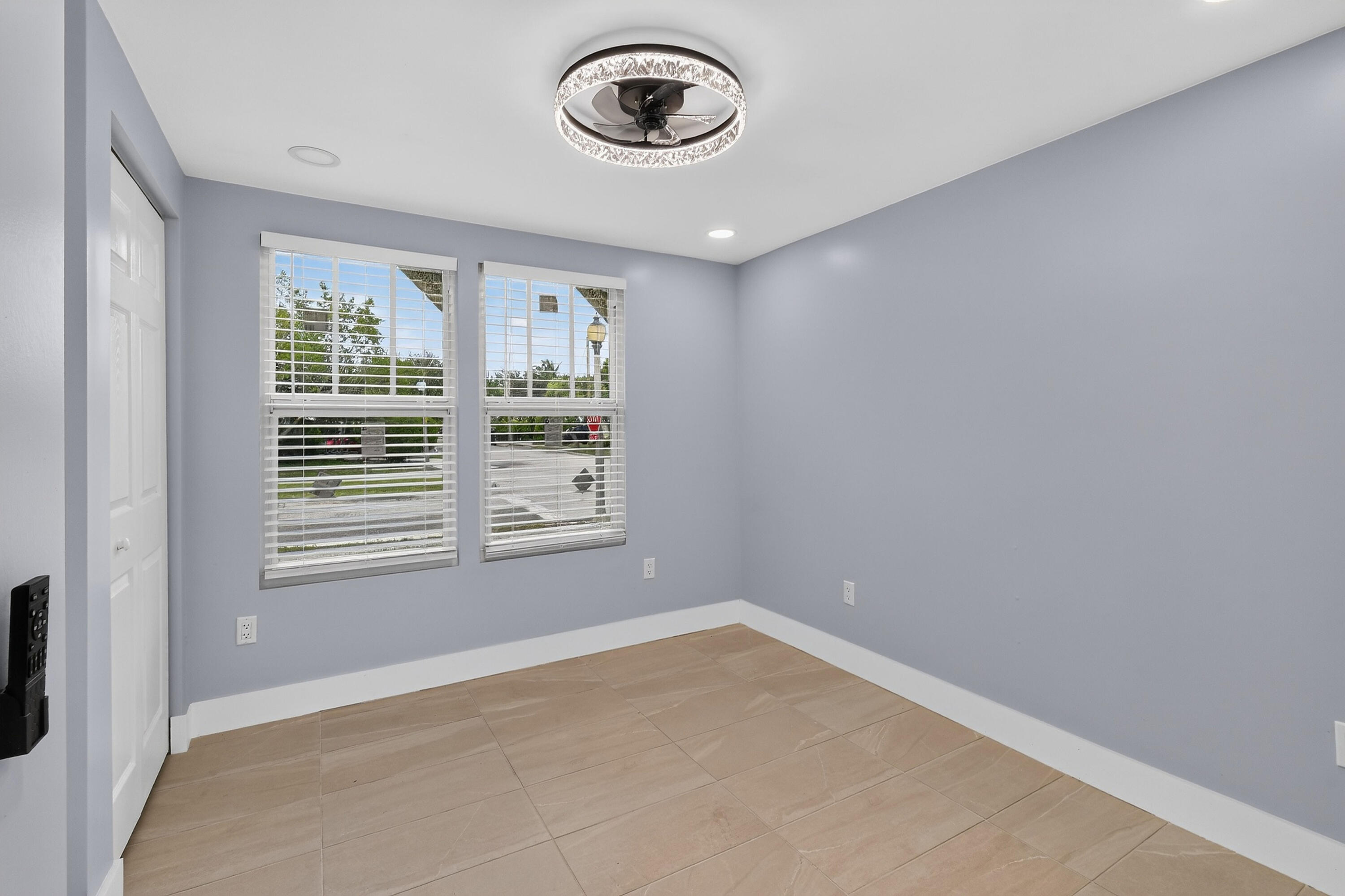 50054thSt(19)