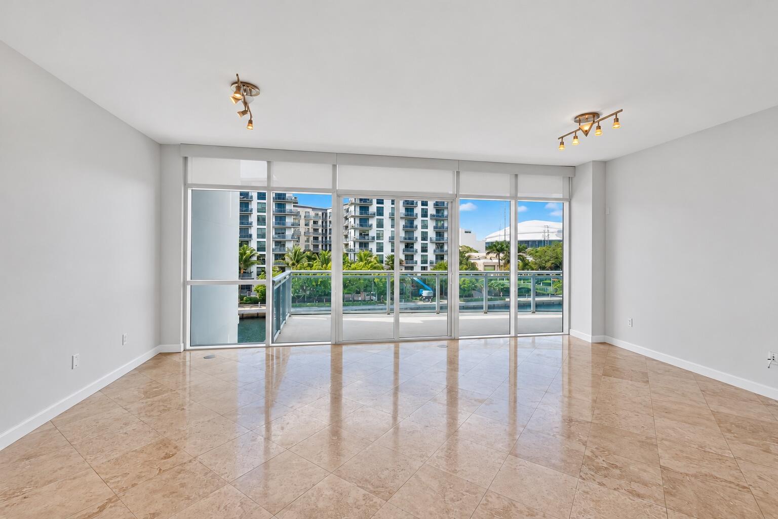 DSCF0025