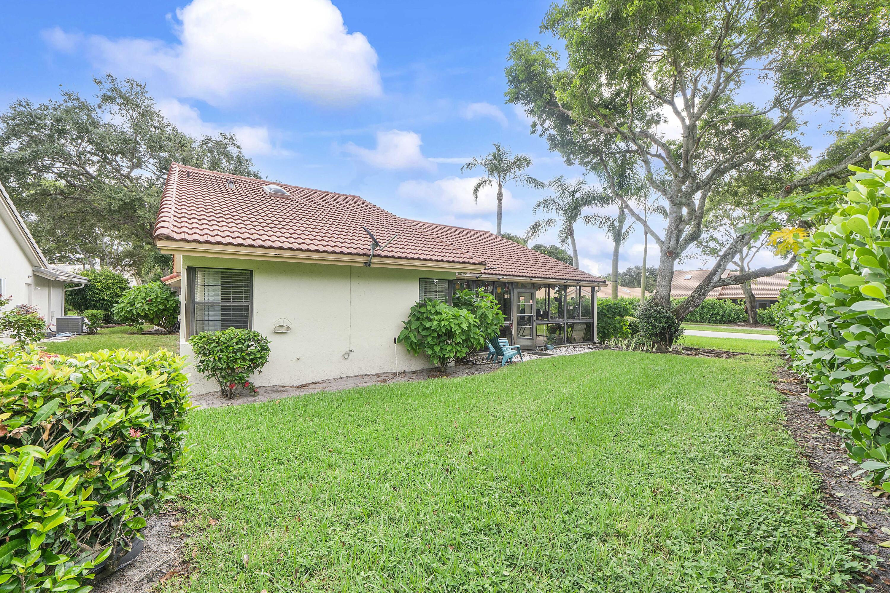8521 Leeway Ln_008