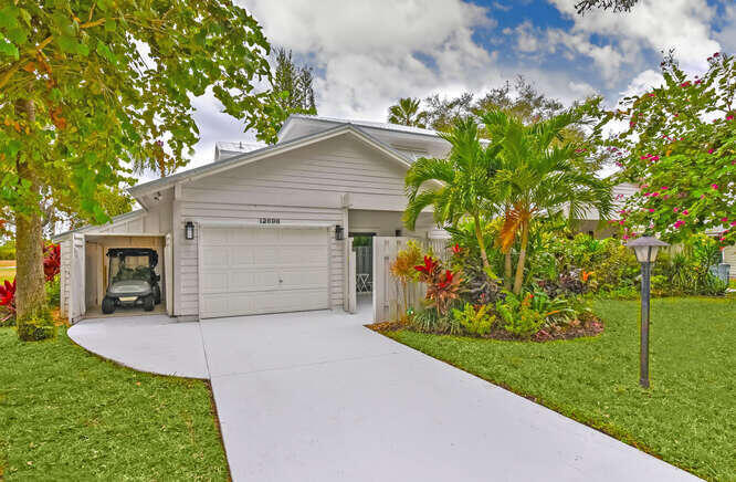 12698 SE Cascades Ct Hobe-small-002-095-