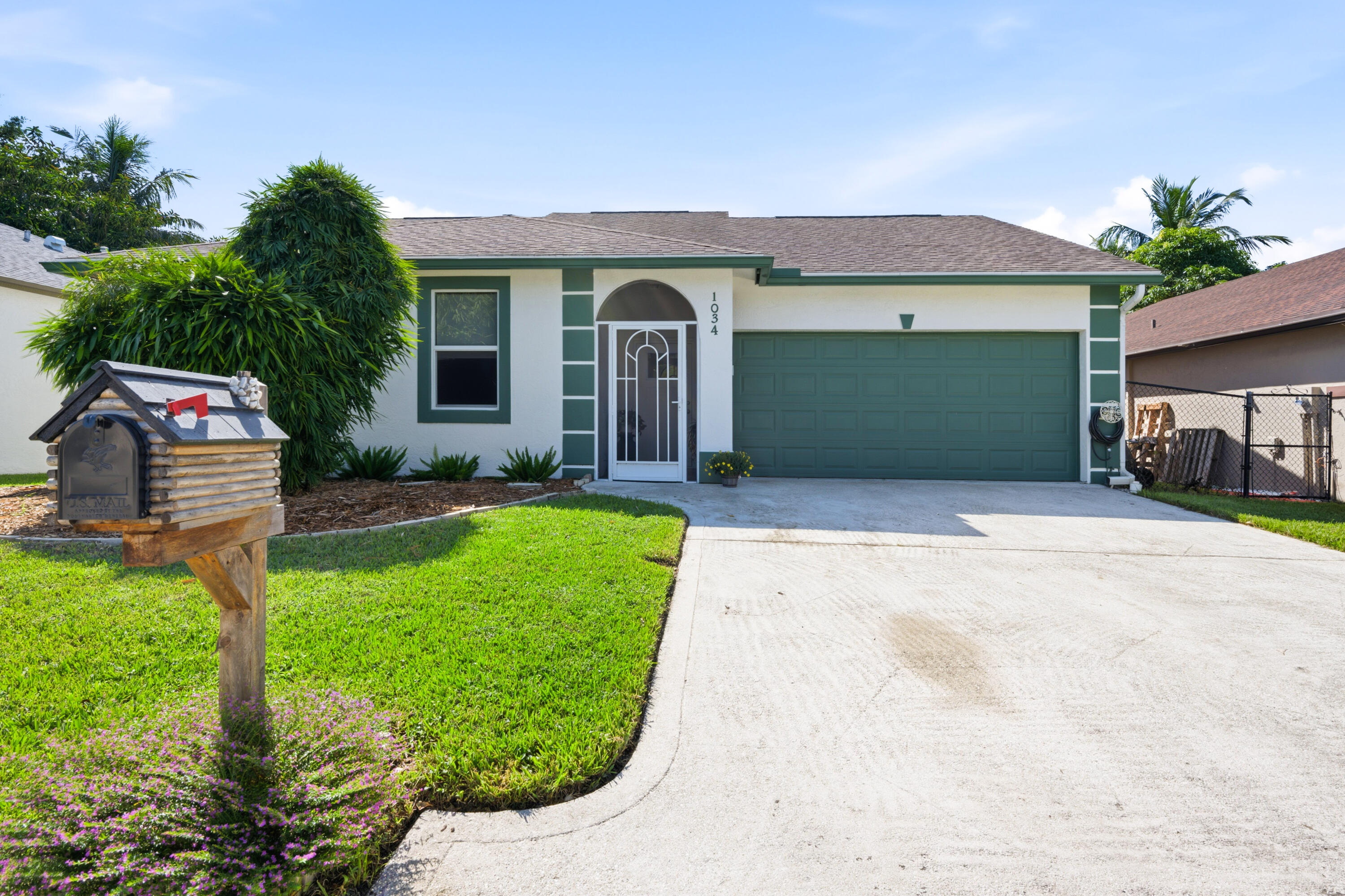 1034-Cape-Cod-Terr-Greenacres-FULL-RES-0