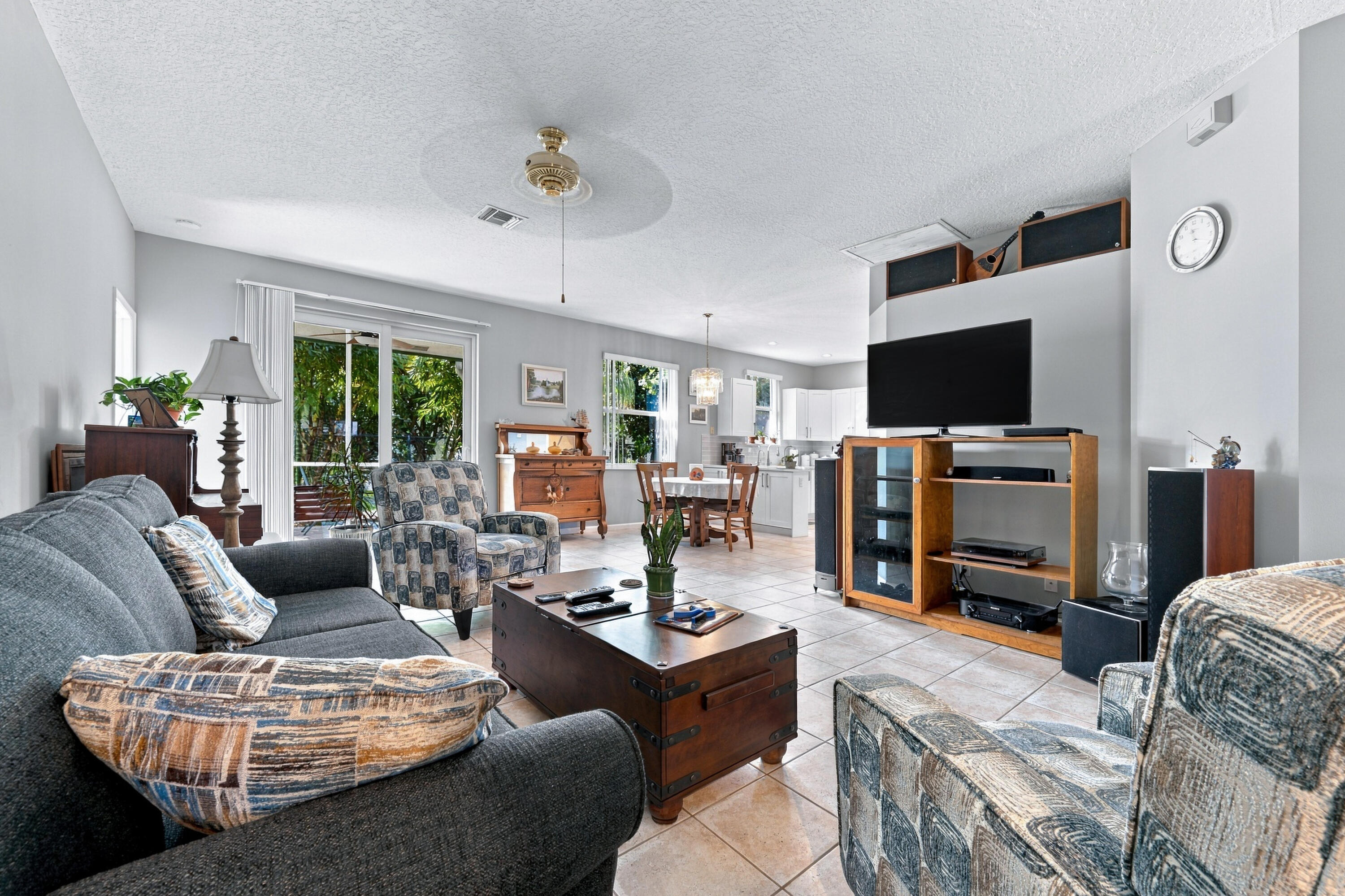 1034-Cape-Cod-Terr-Greenacres-FULL-RES-0