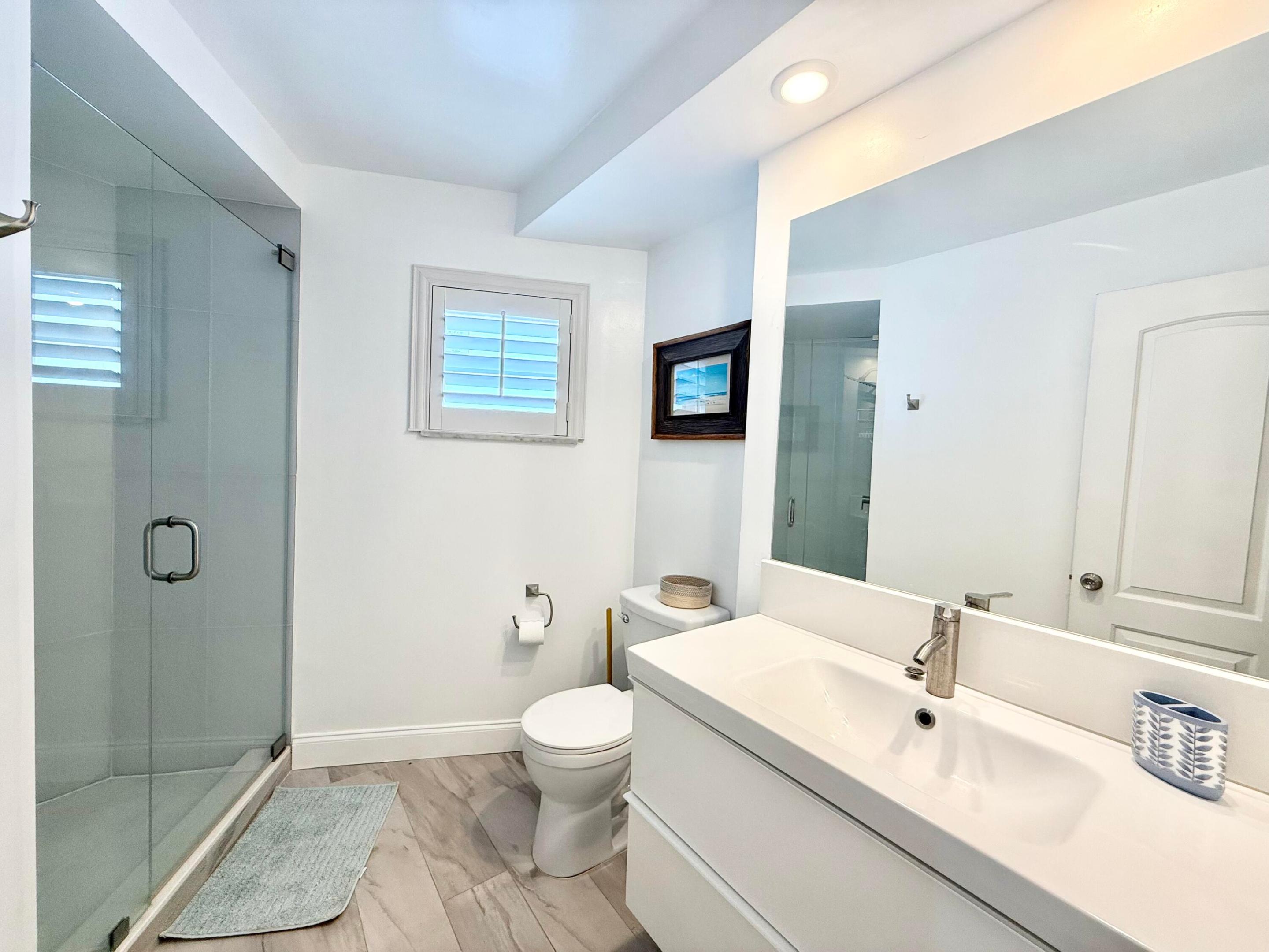2nd Full Bathroom
