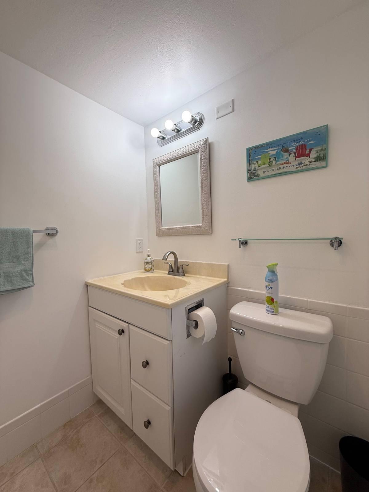 Main Bath Photo