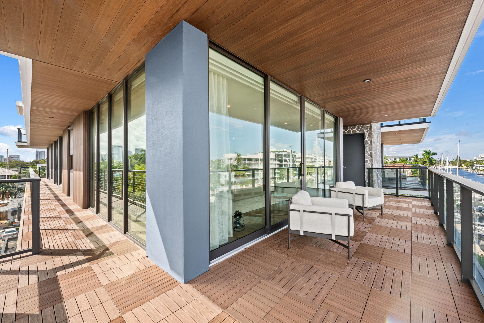 Terrace w/ NewTechWood drainage decking + TG ceiling