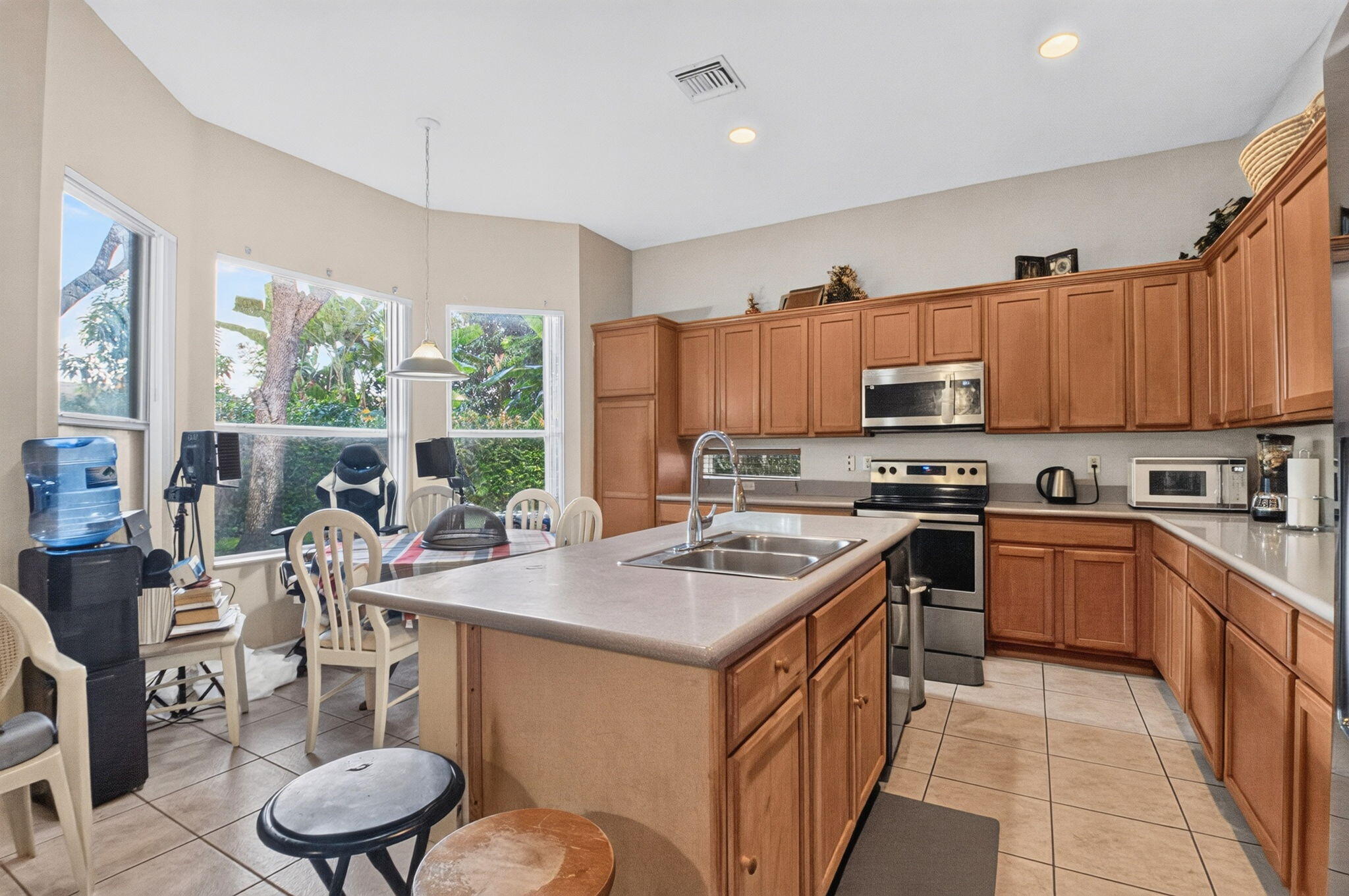 Kitchen With Island