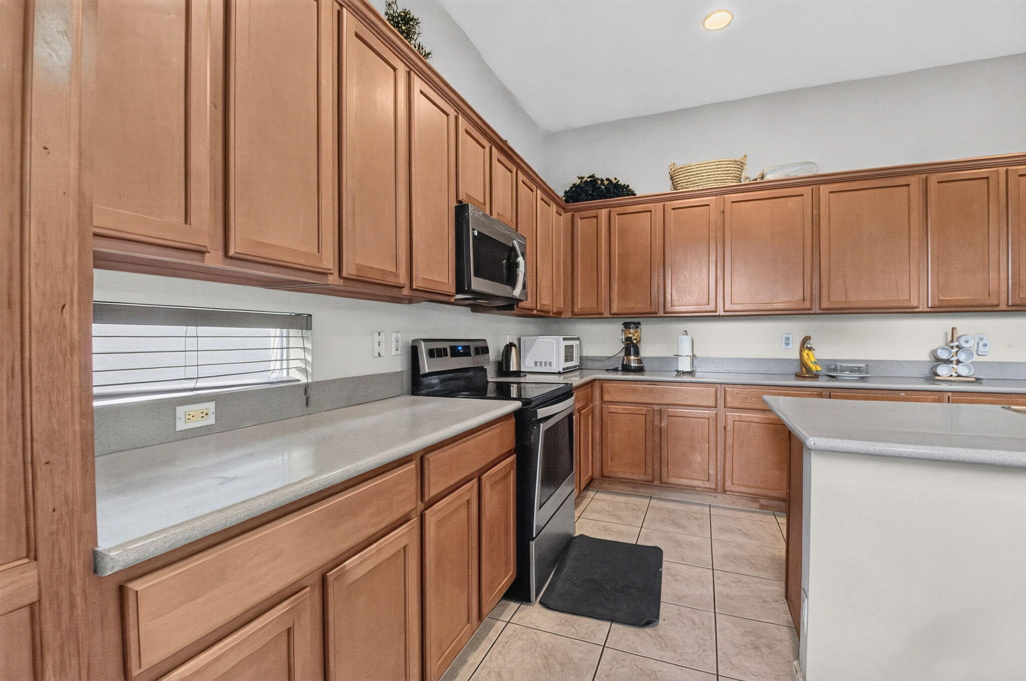 Luxury Granite and Wood