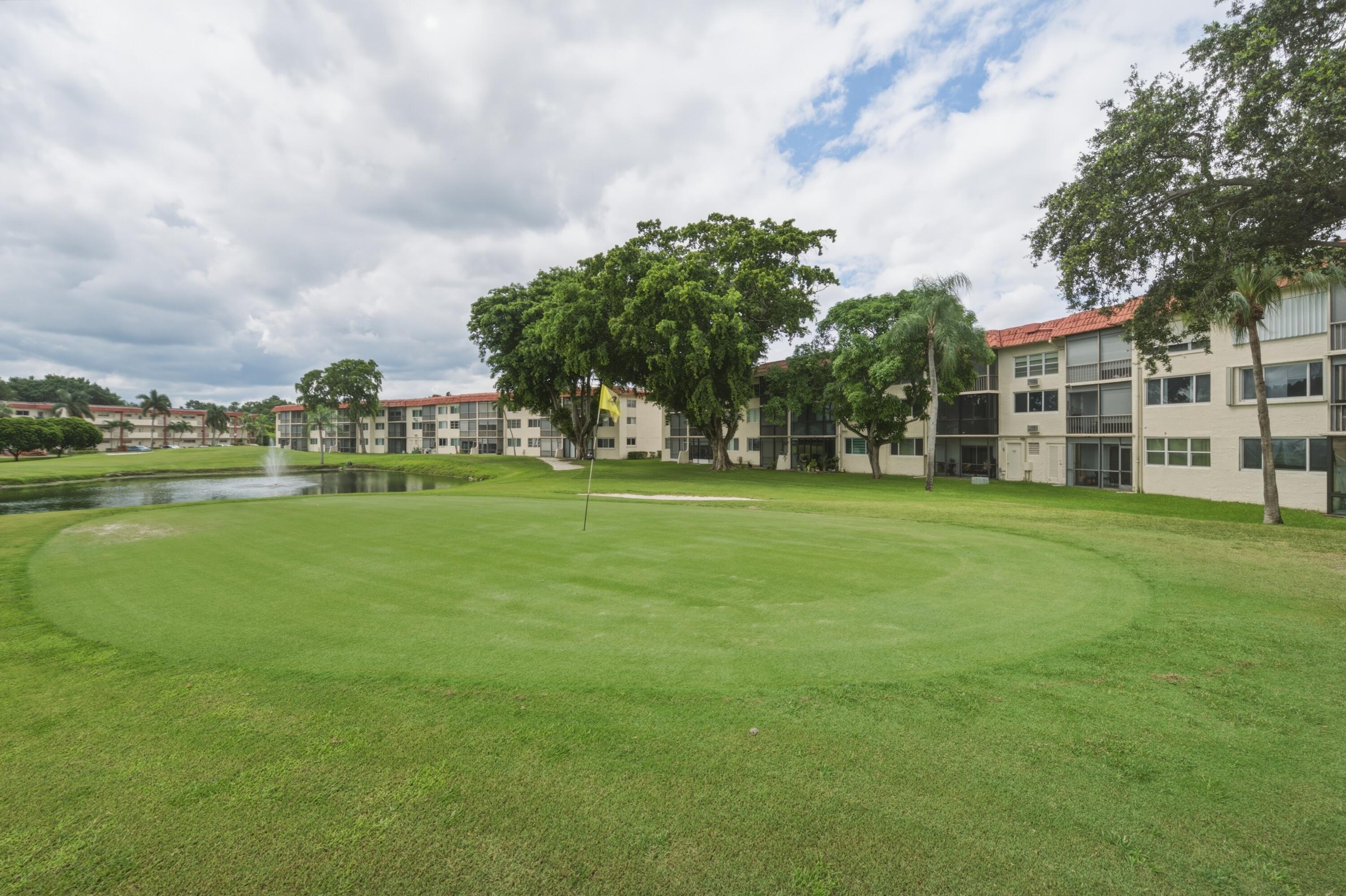 15. Back Green-Lake