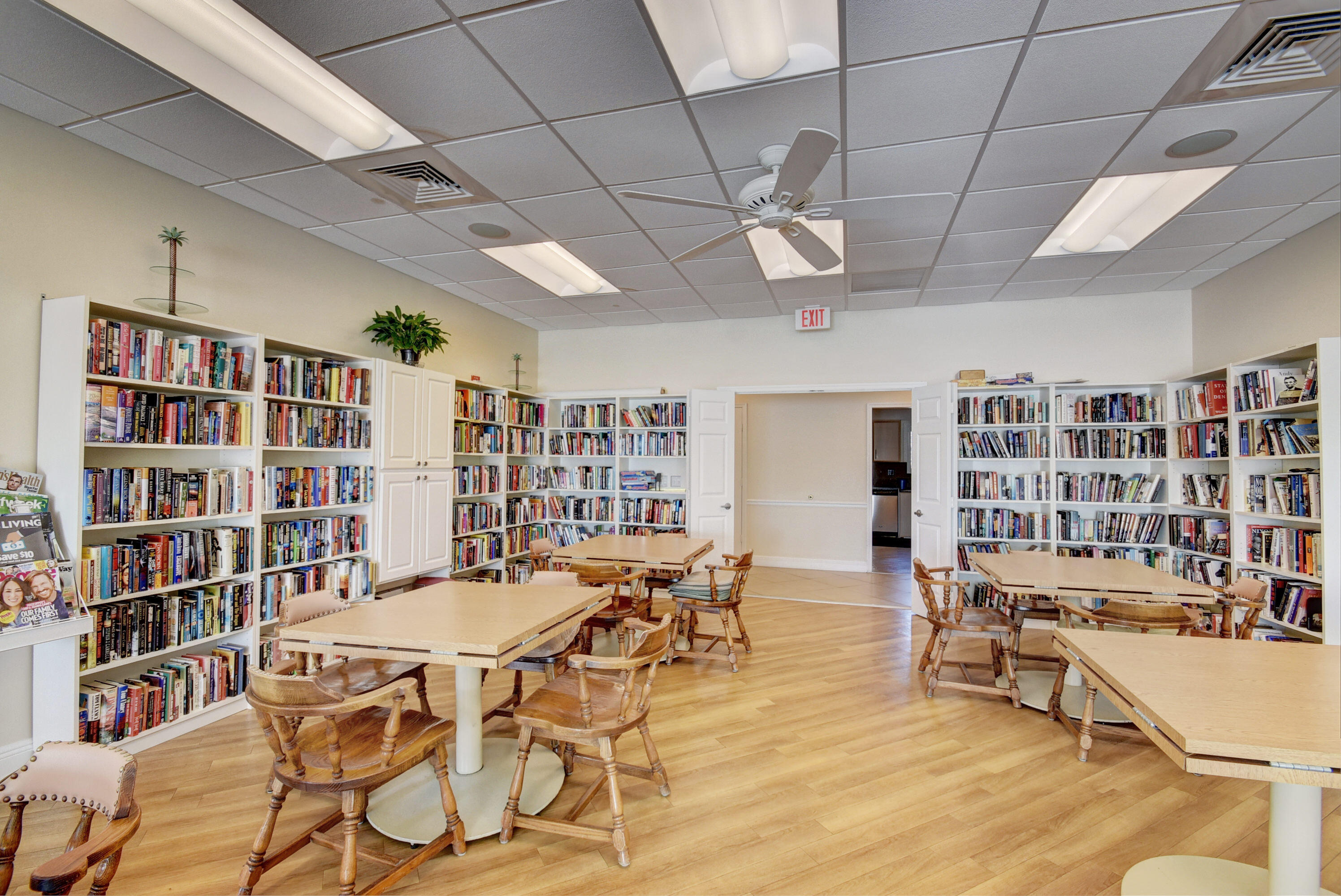 Game/reading room