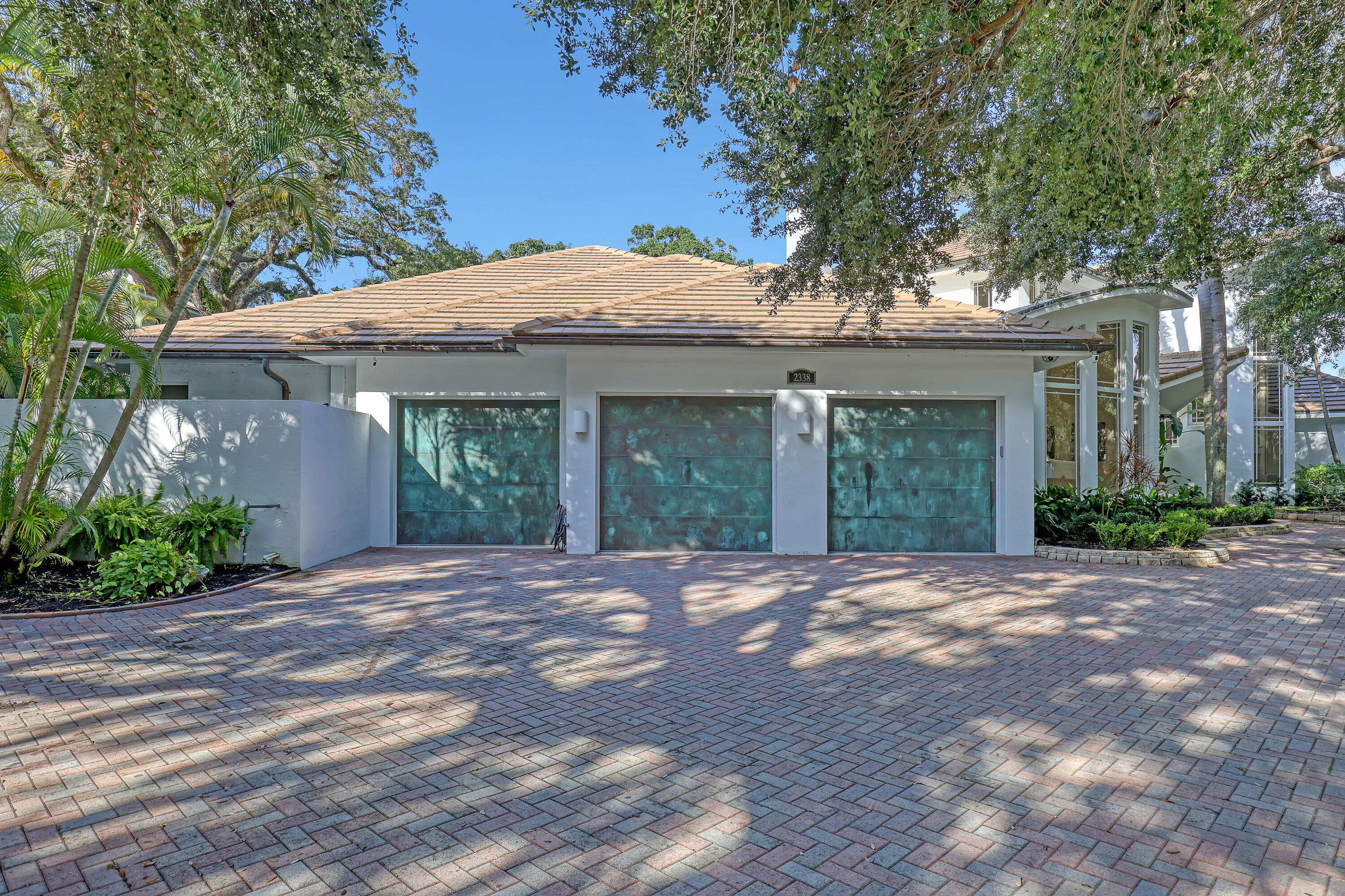 2338 Flamingo (4)