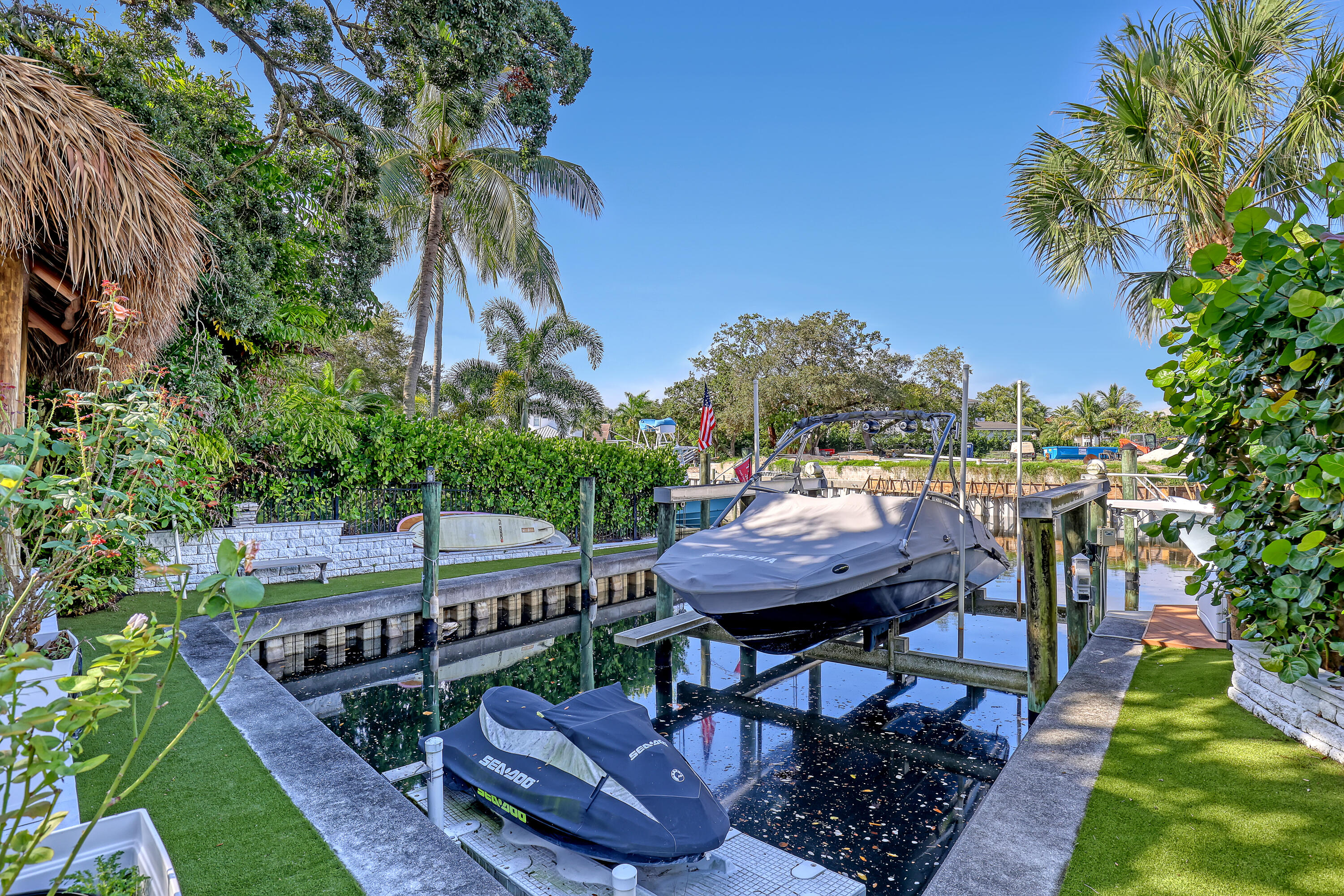 2338 Flamingo (99)